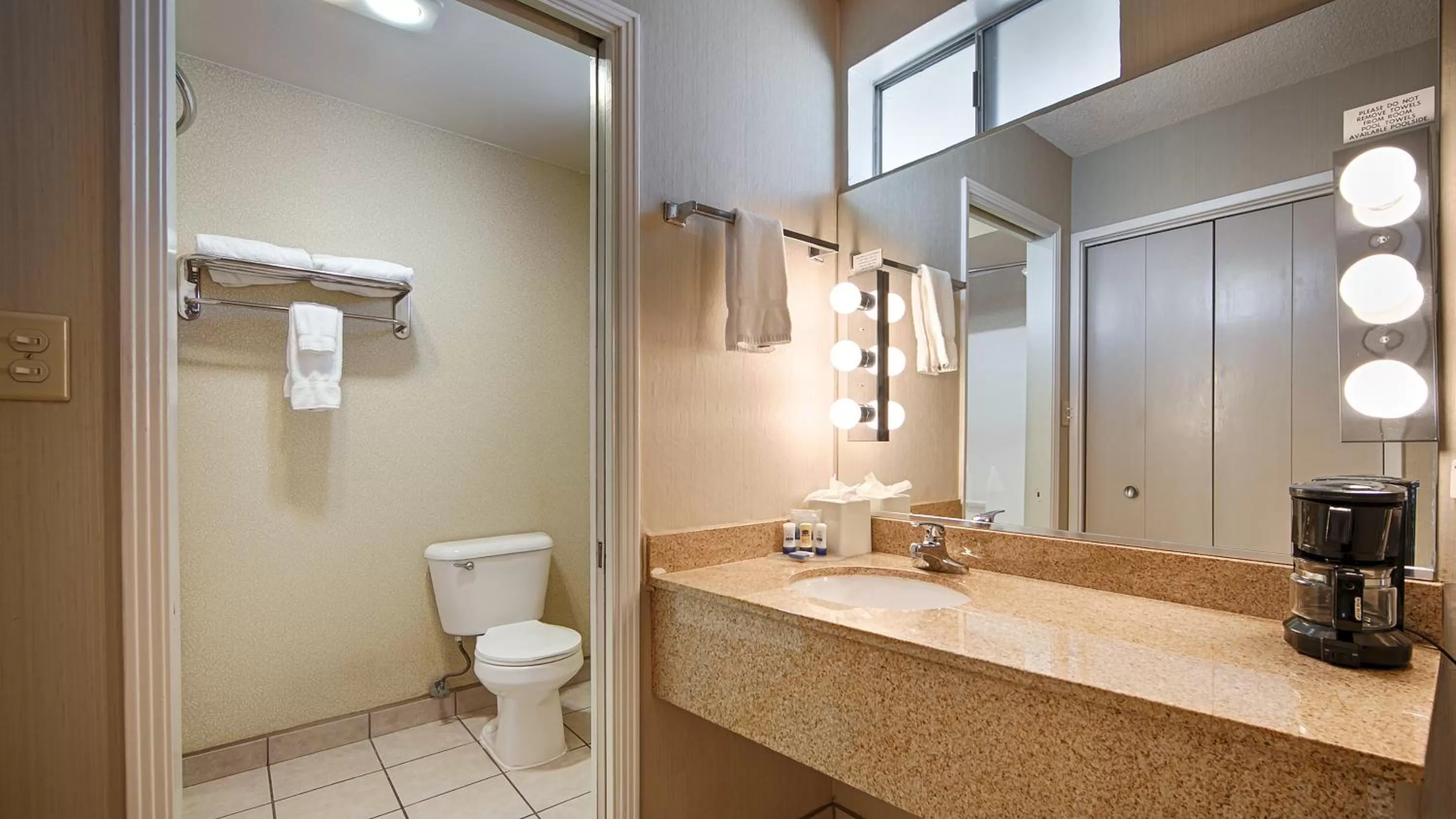 Queen Room with Two Queen Beds and Bath Tub - Pet Friendly/Mobility Access/Non-Smoking in Best Western Andersens Inn