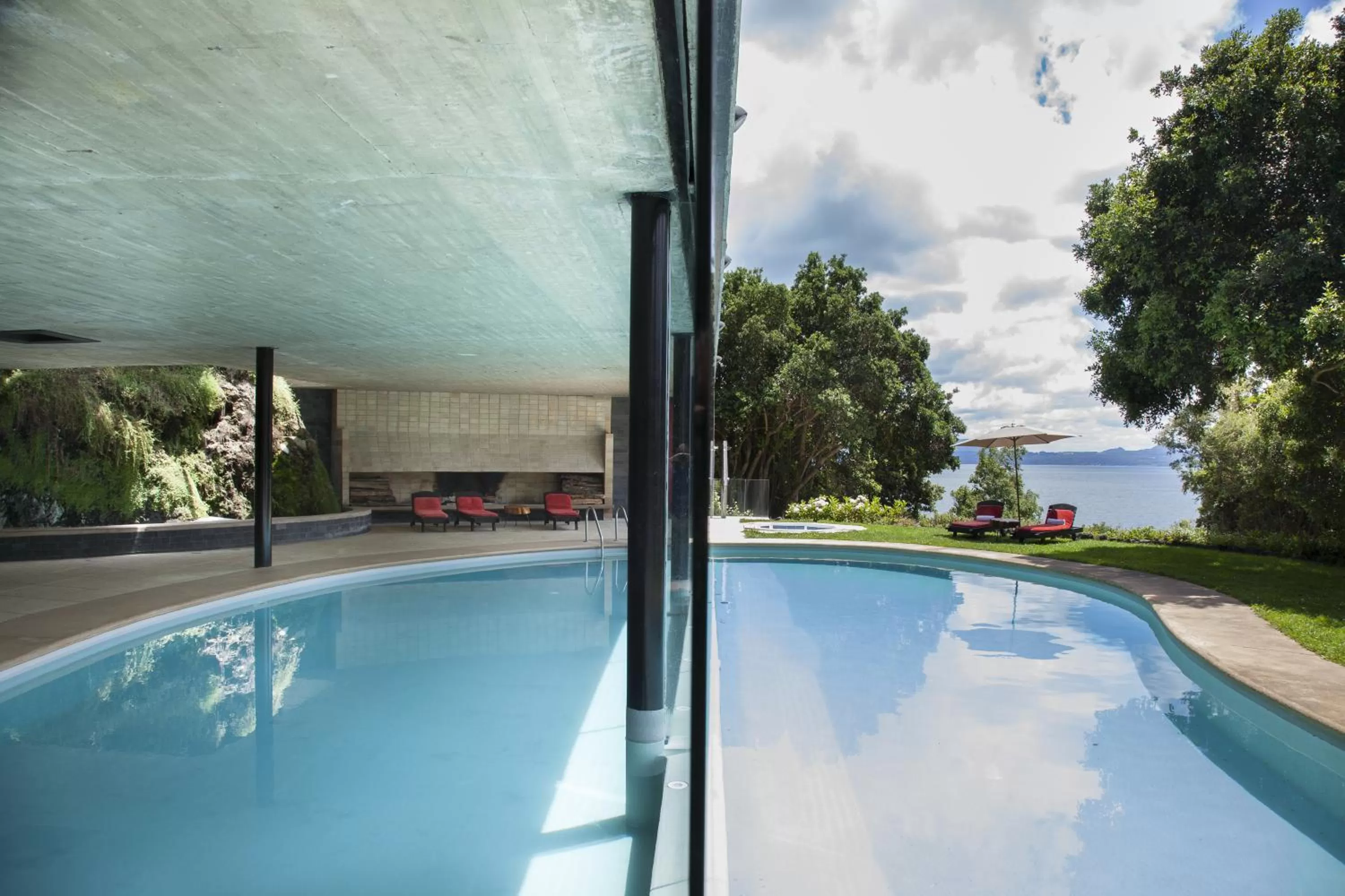 Spa and wellness centre/facilities, Swimming Pool in Hotel Antumalal