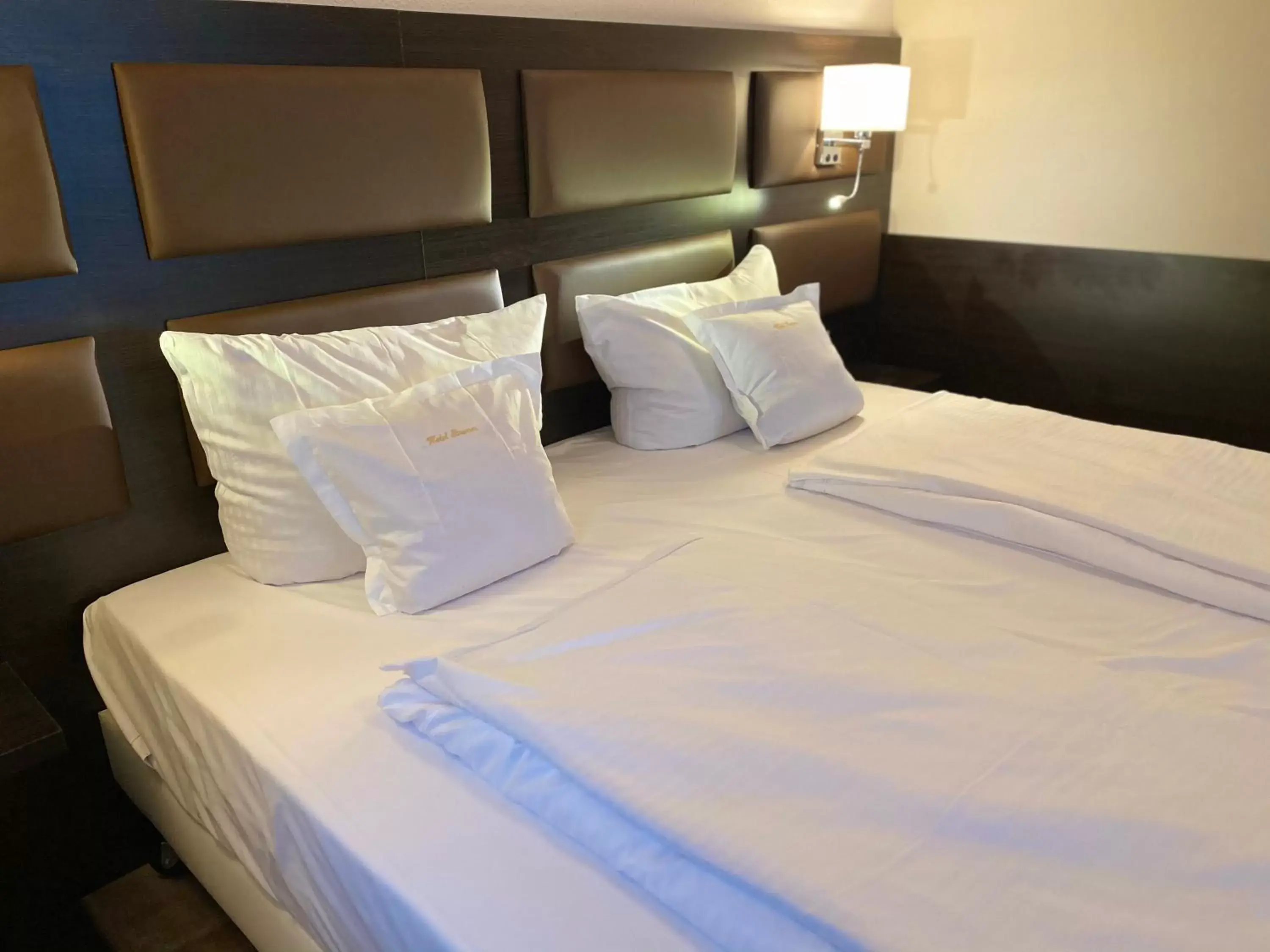 Triple Room in Vintage Hotel Köln Pulheim - Kostenlose Parkplätze Triple Room in Vintage Hotel Köln Pulheim - Kostenlose Parkplätze