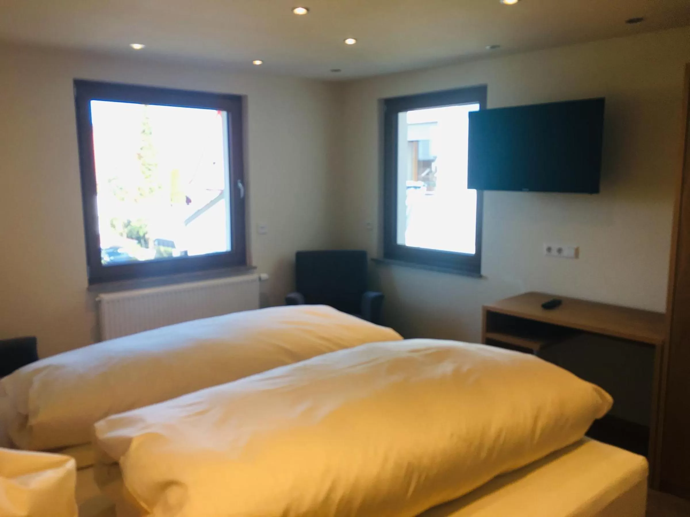 Bedroom, Bed in Gasthof zum Ochsen