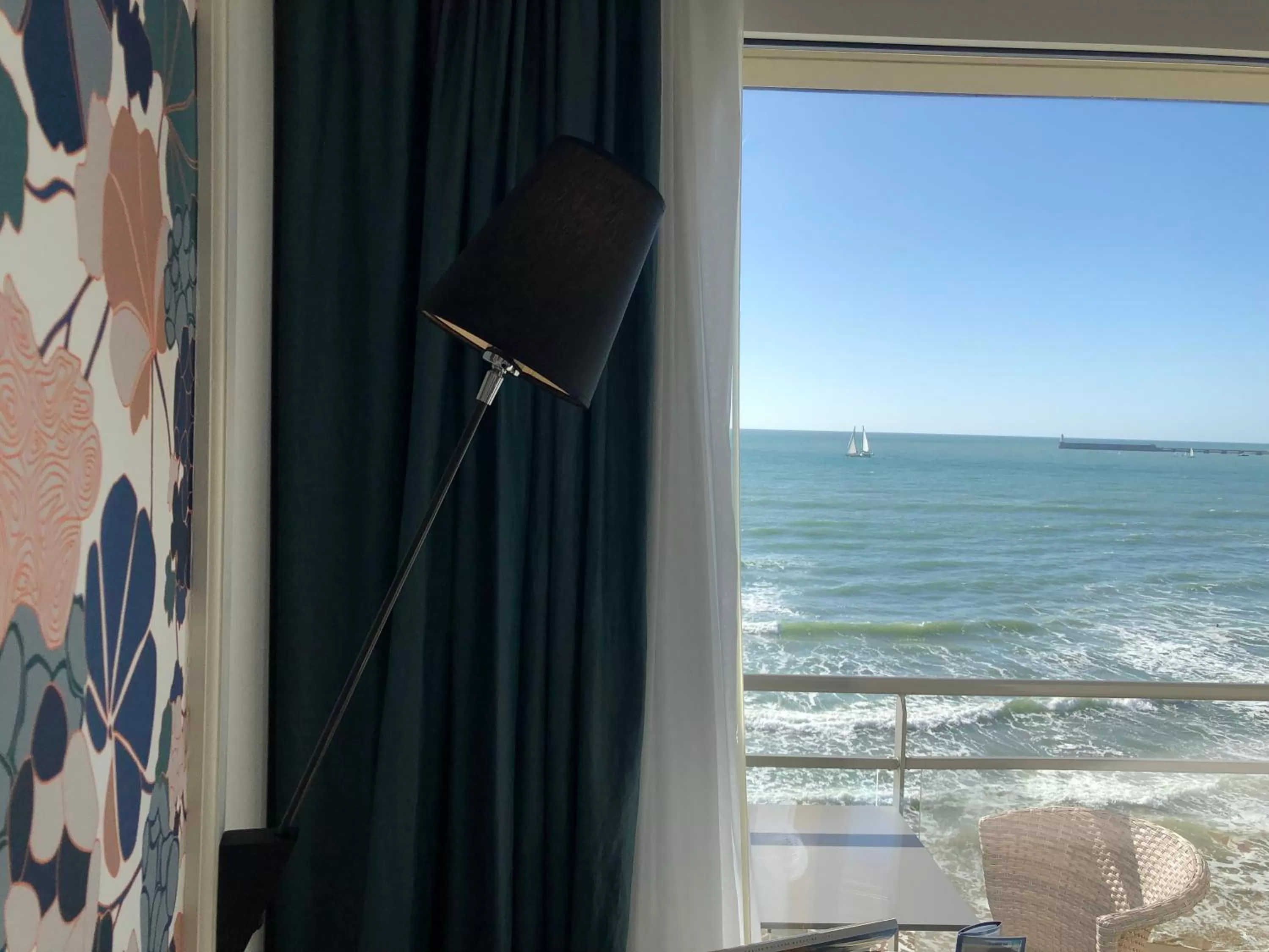 Superior Single Room with Sea View in Hotel & Spa Les Roches Noires