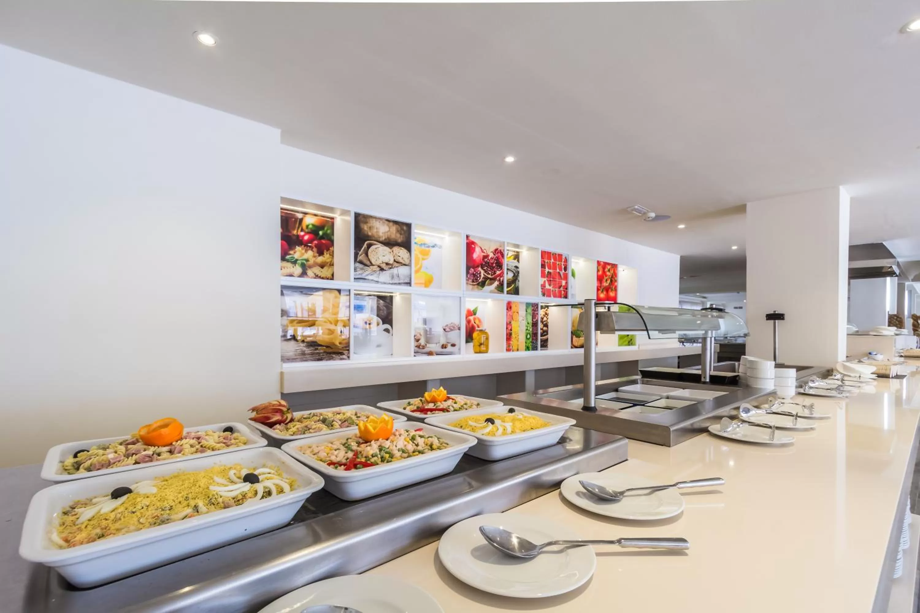 Restaurant/places to eat in Hotel Arena Beach