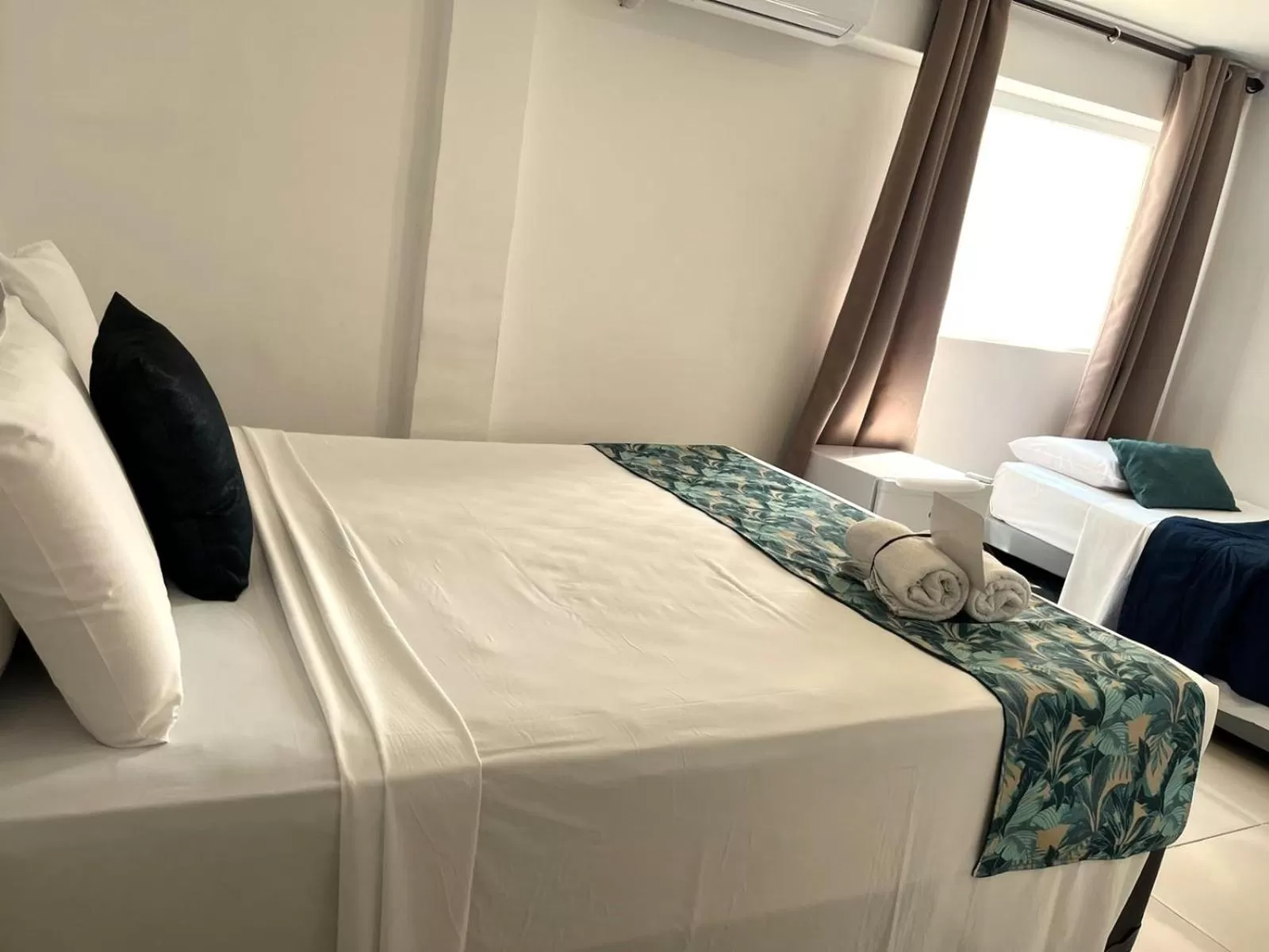 Bed in Costa Maris Beach Hotel Frente Mar