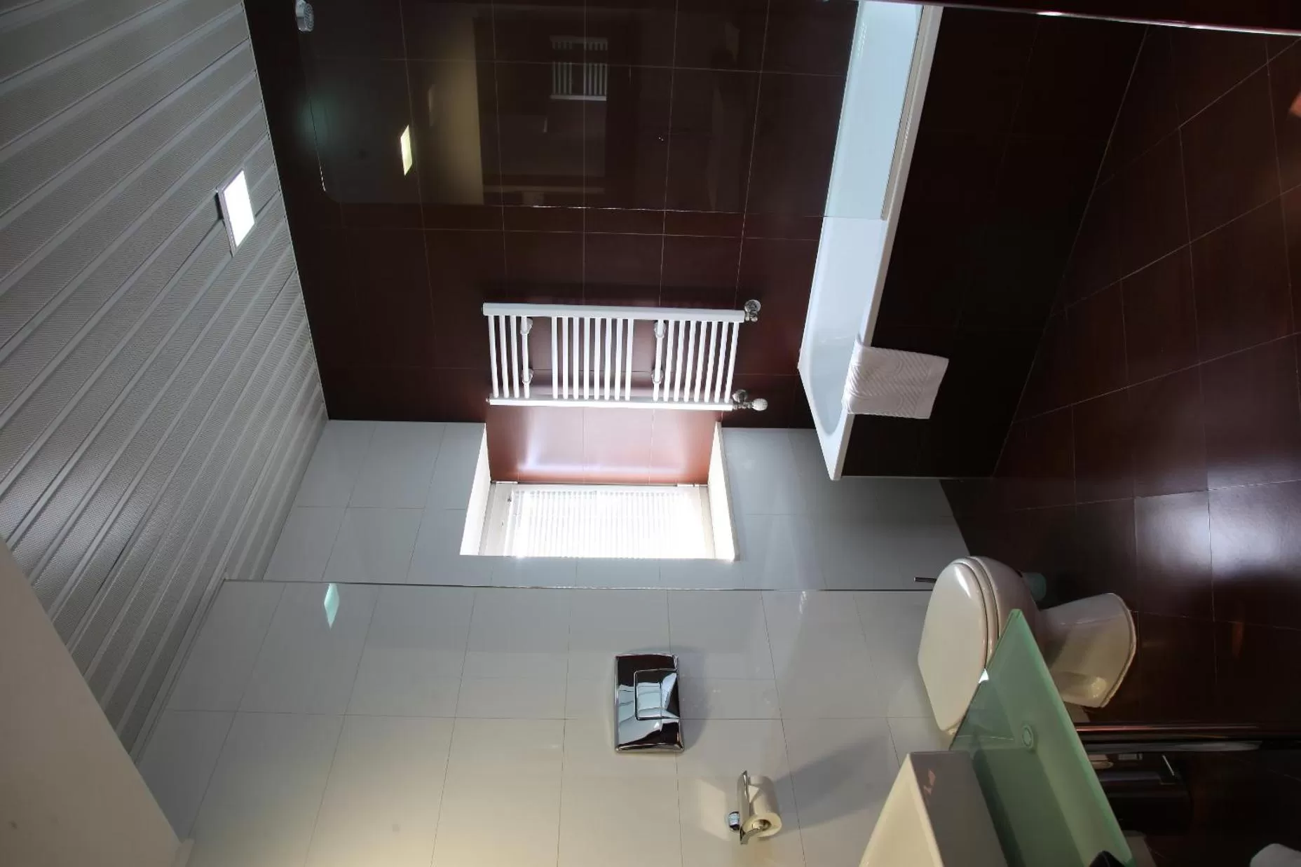 Bathroom in Strimon Garden Medical SPA Hotel