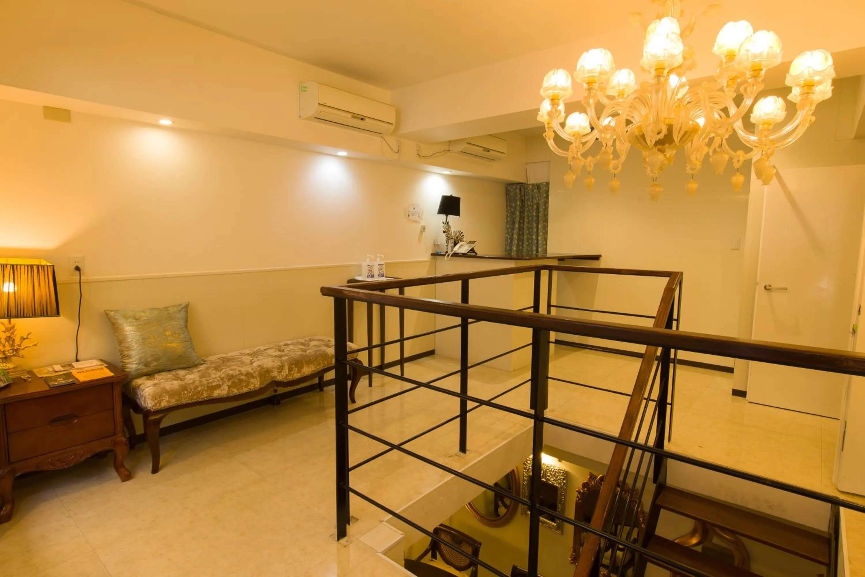 Lobby or reception, Bed in Himalaya Cloud Hotel