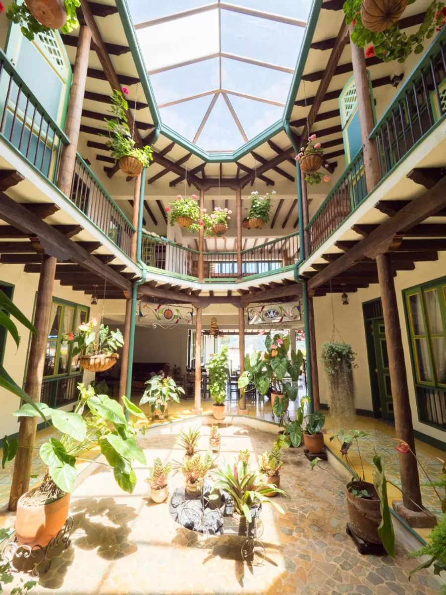 Restaurant/Places to Eat in El Despertar Hotel