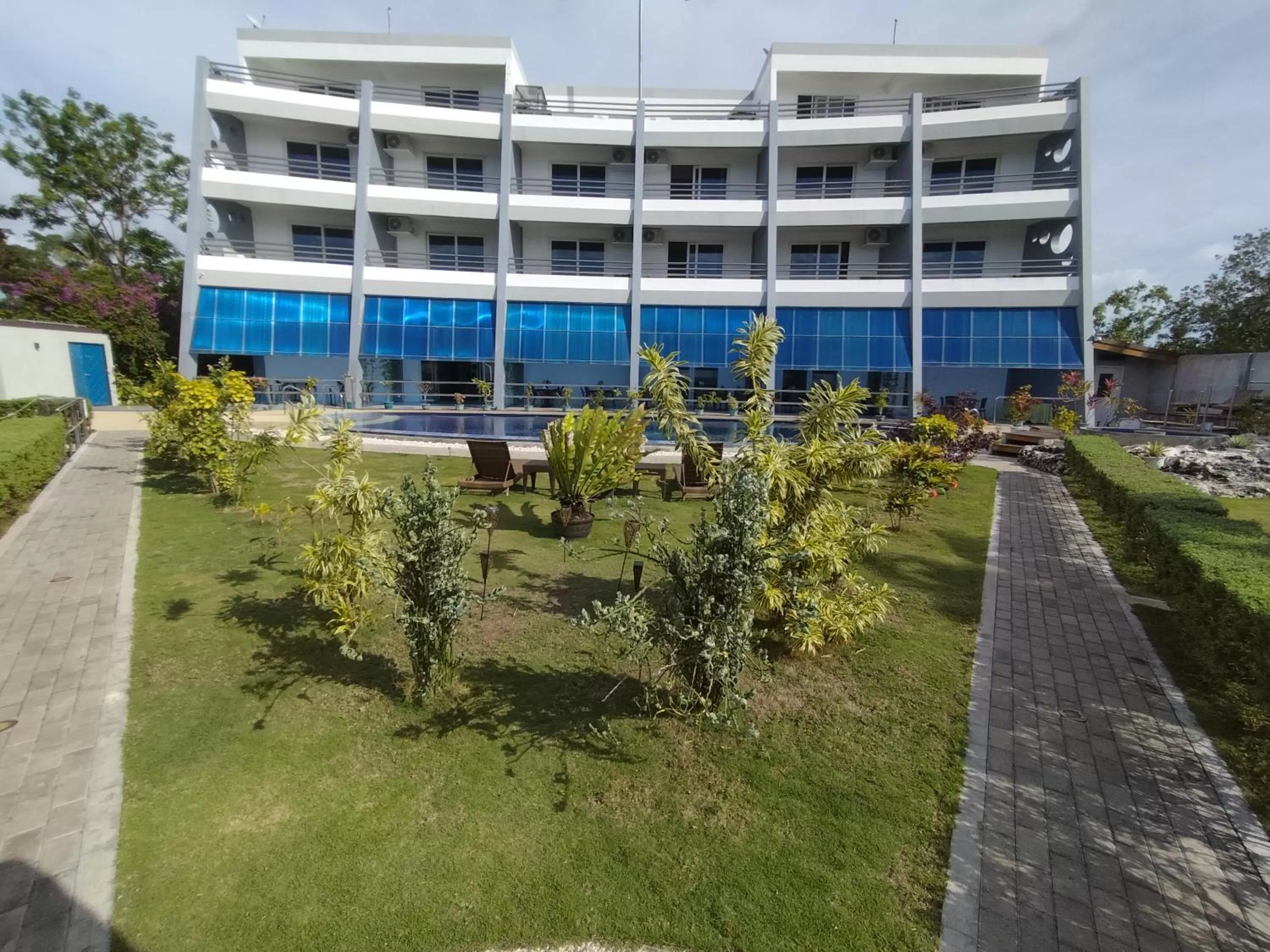 Garden view in Panglao Sea Resort - Tangnan