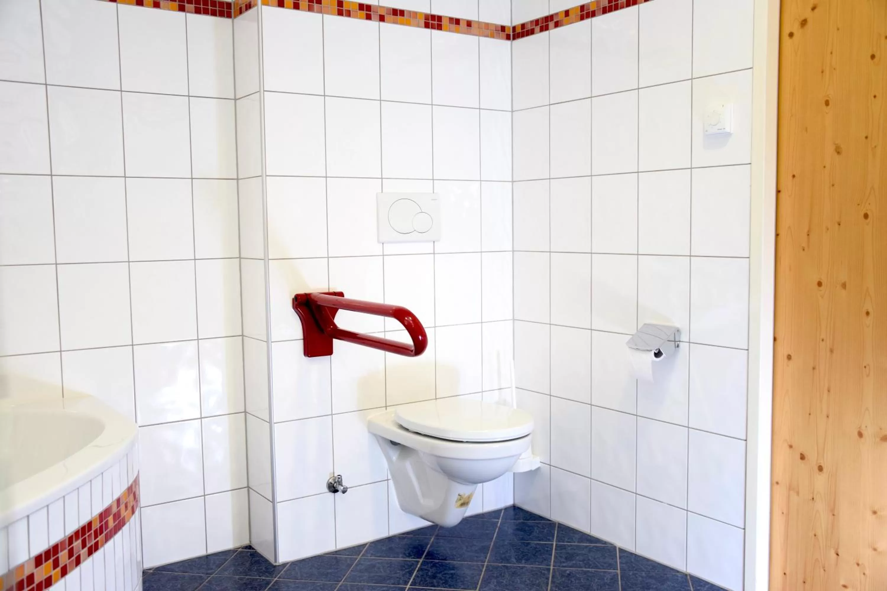 Bathroom in Rathskeller Weitra