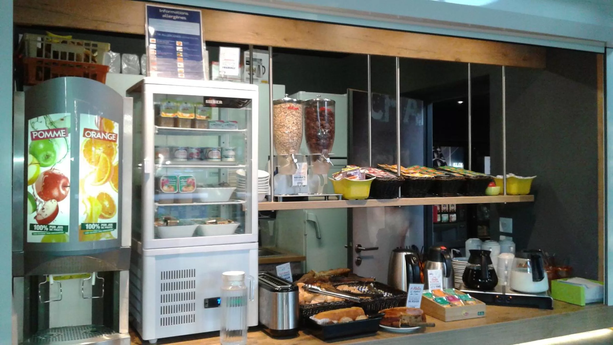 Buffet breakfast in Ibis budget Dunkerque Grande Synthe