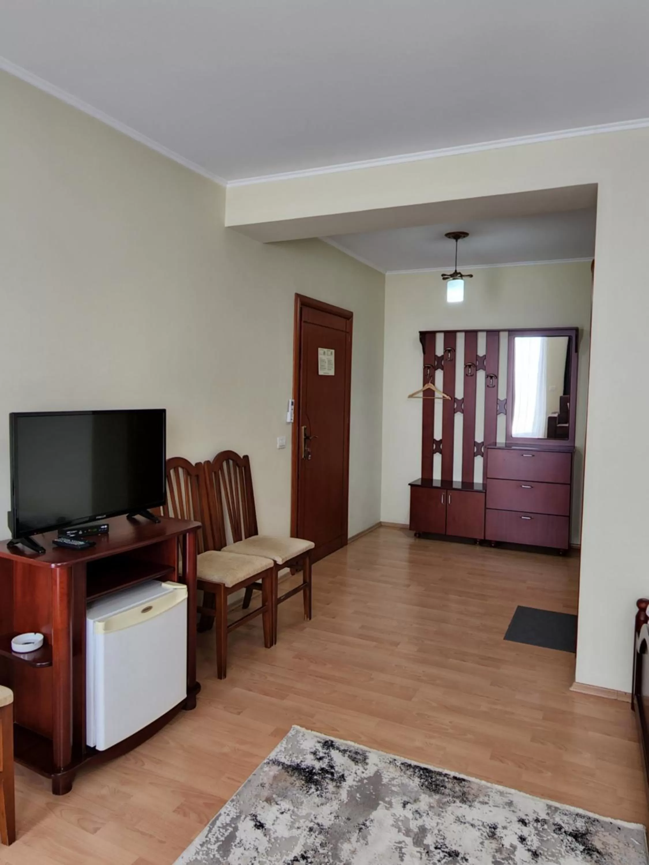 TV/Entertainment Center in Guesthouse Bimbli