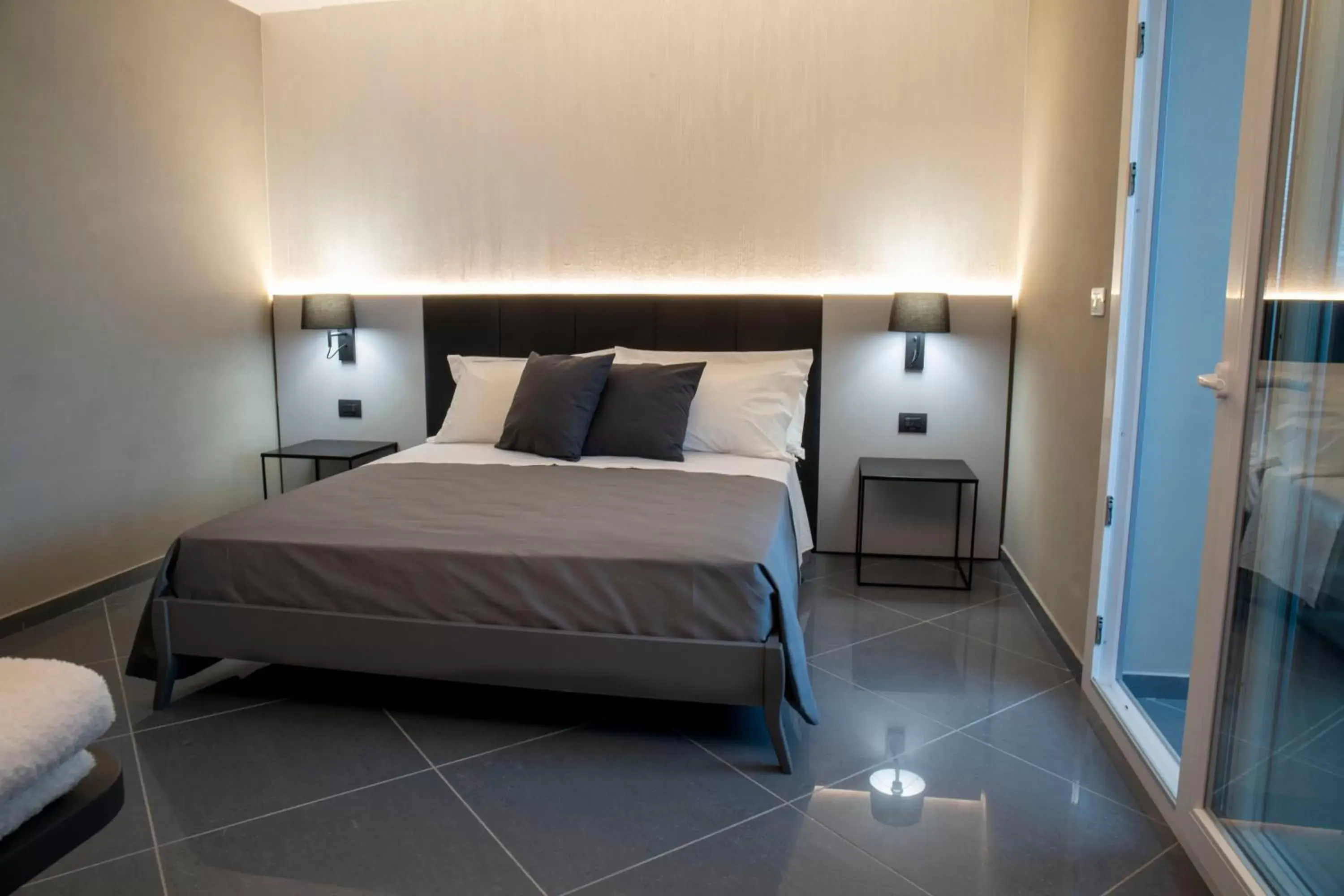 Double Room Comfort in UpTown Urban Stay Lecce Double Room Comfort in UpTown Urban Stay Lecce