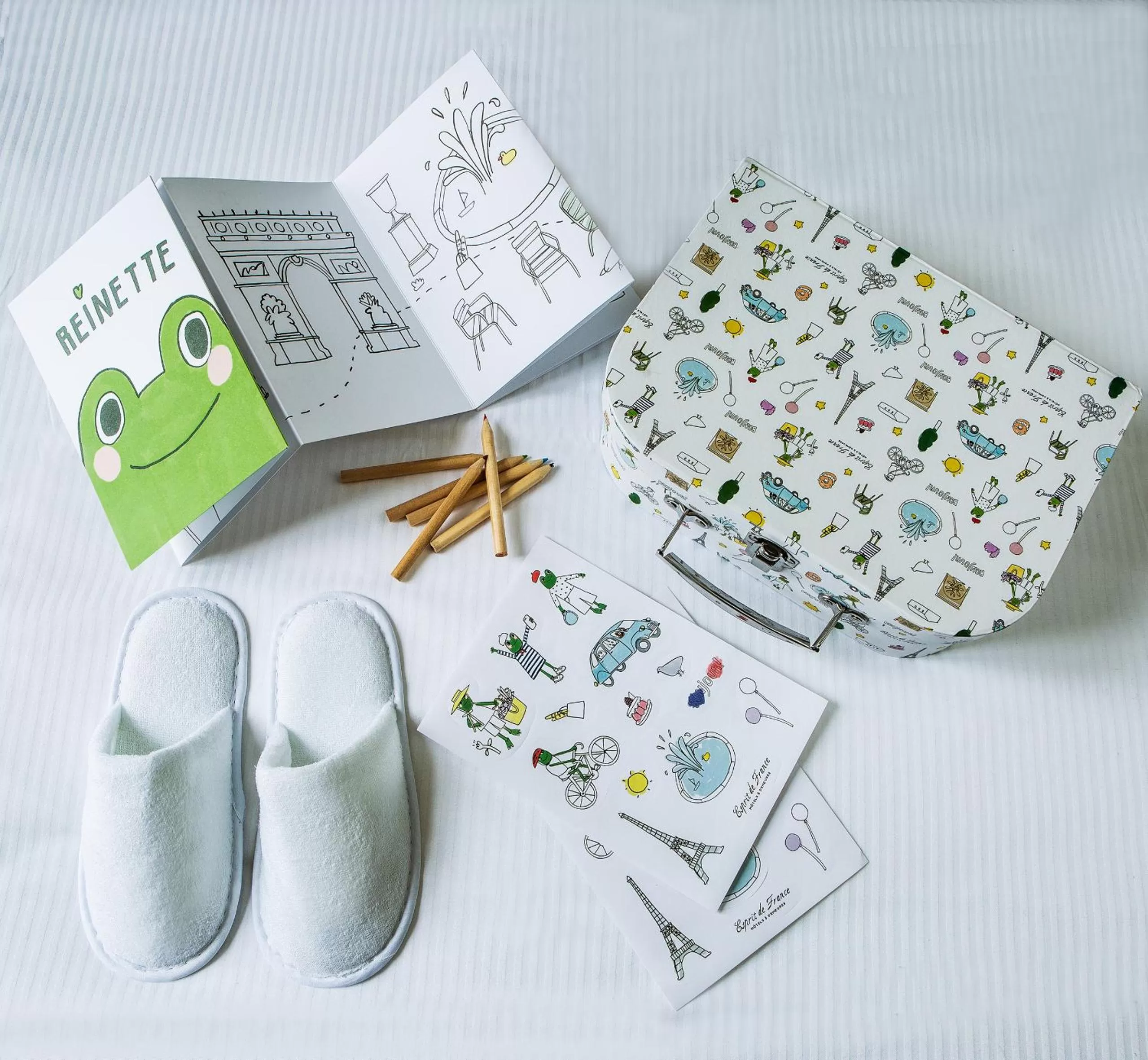 Family in Hôtel Brighton - Esprit de France