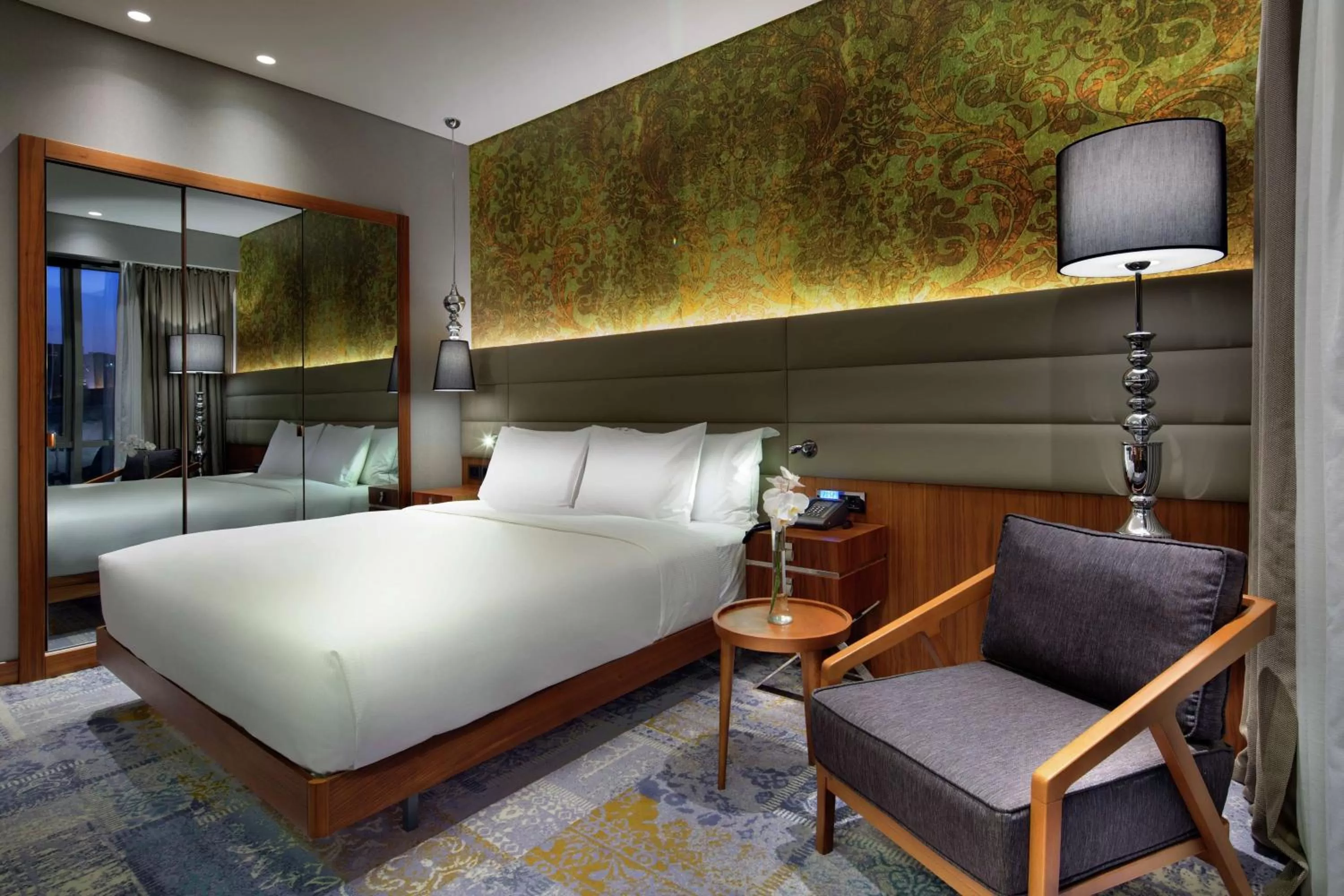 Bed in DoubleTree by Hilton Istanbul - Piyalepasa