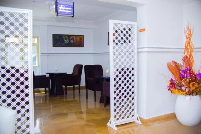 Lobby/Reception in Galpin Suites