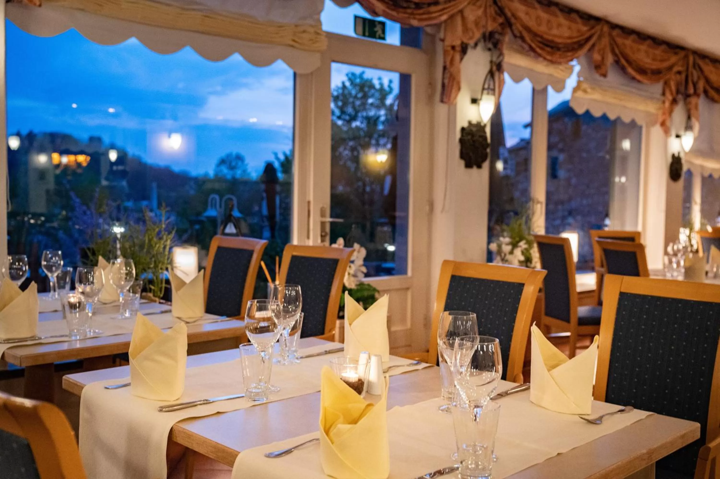 Restaurant/places to eat in Hotel Wetzlarer Hof