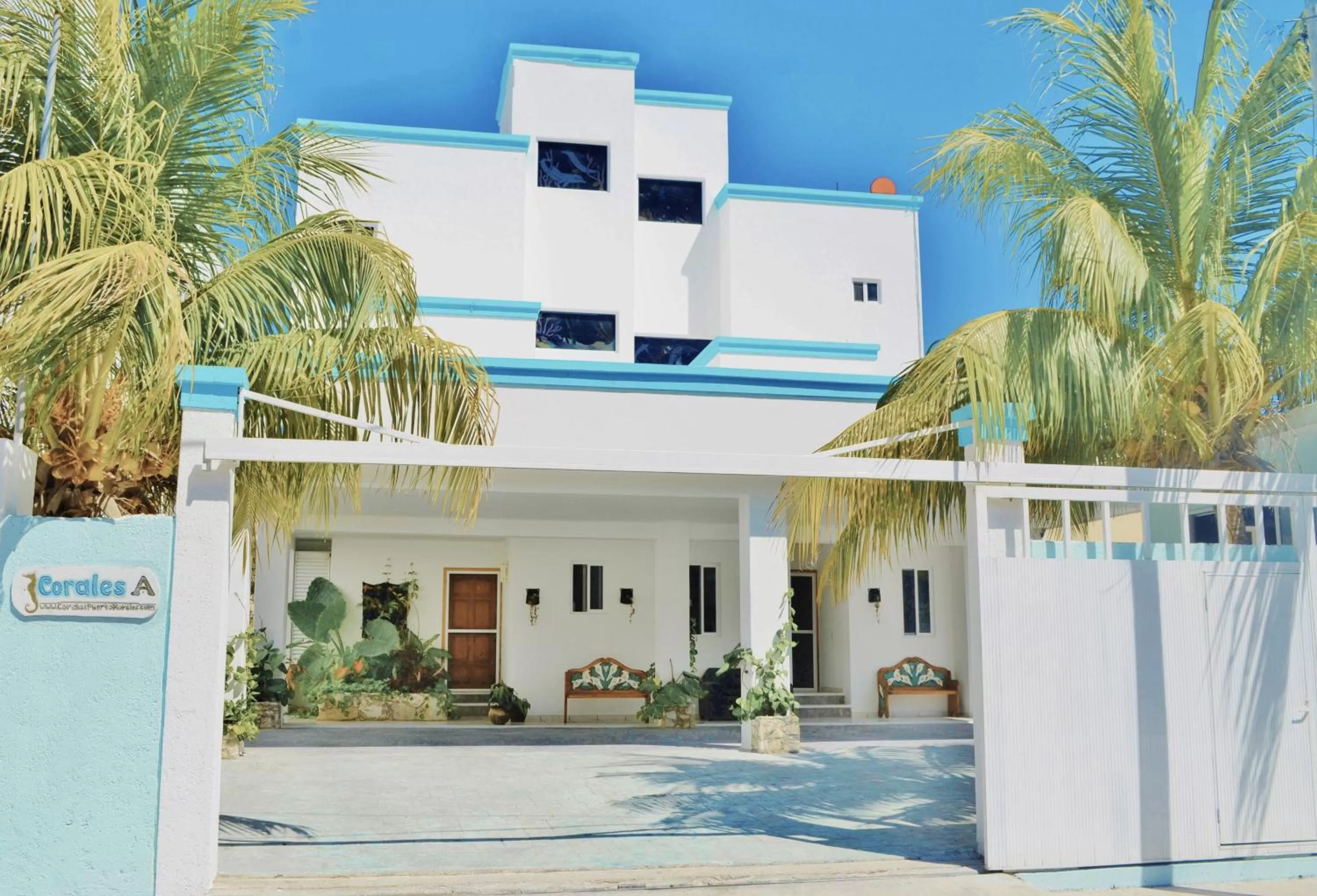 Property building in Corales Suites