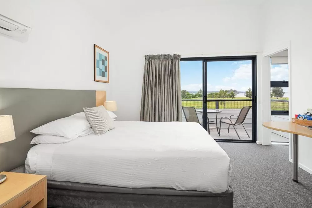 Bed in Corrigans Cove