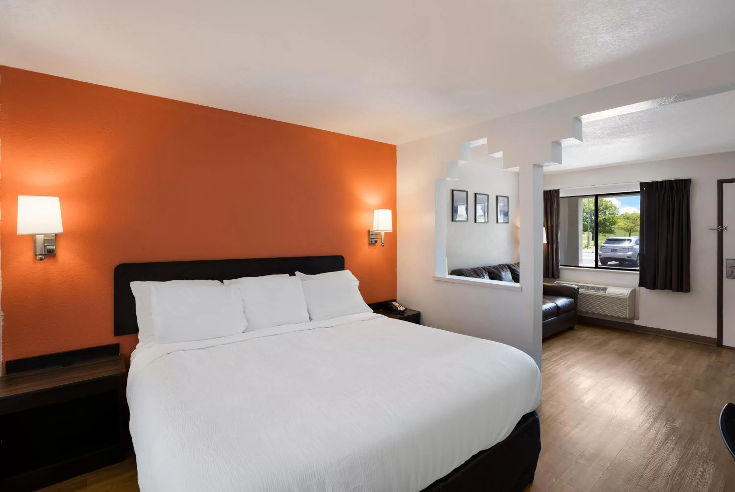 Bed in Quality Inn & Suites Junction