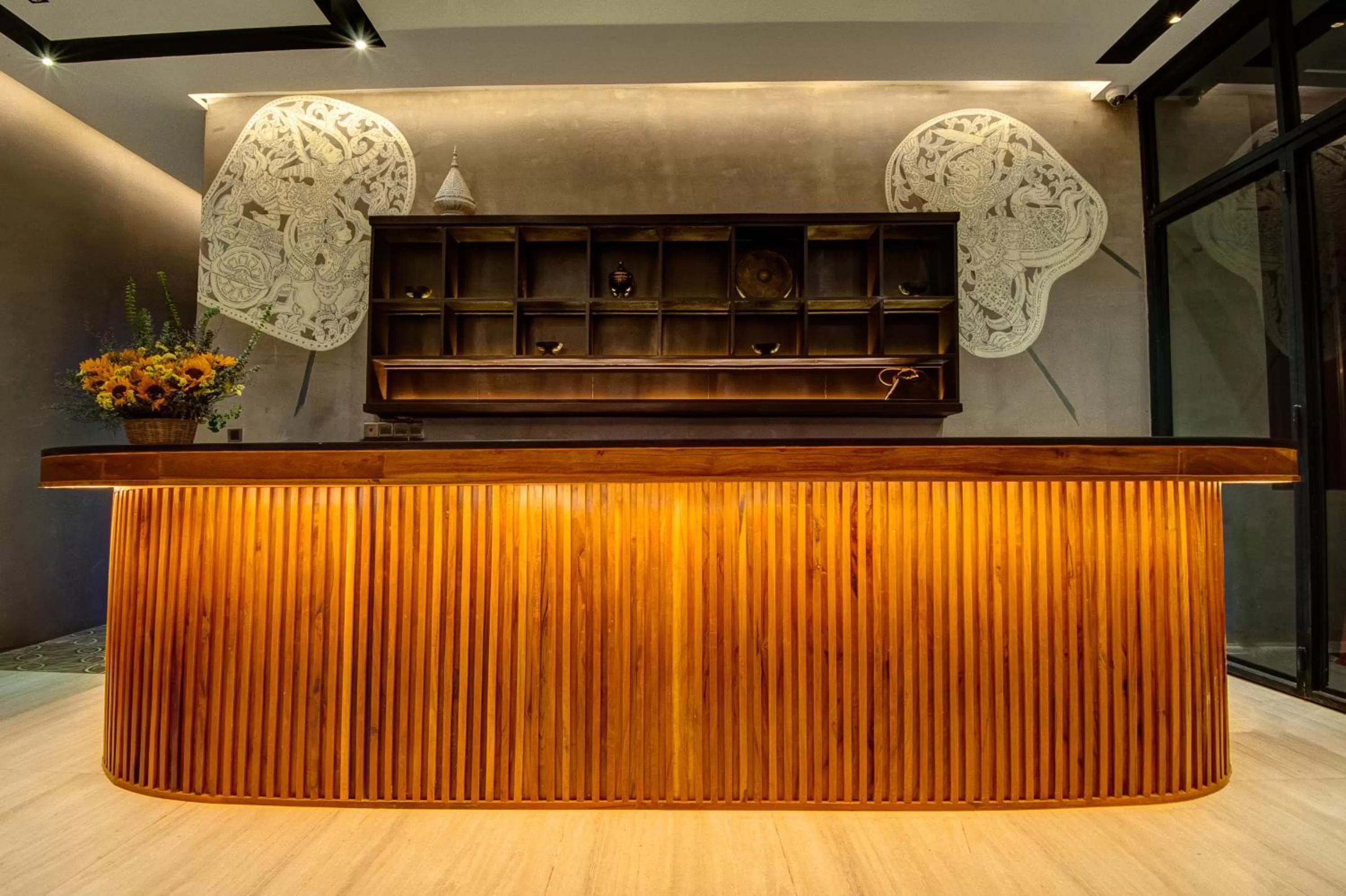 Lounge or bar in GLOW PARK HOTEL Grand Royal Palace