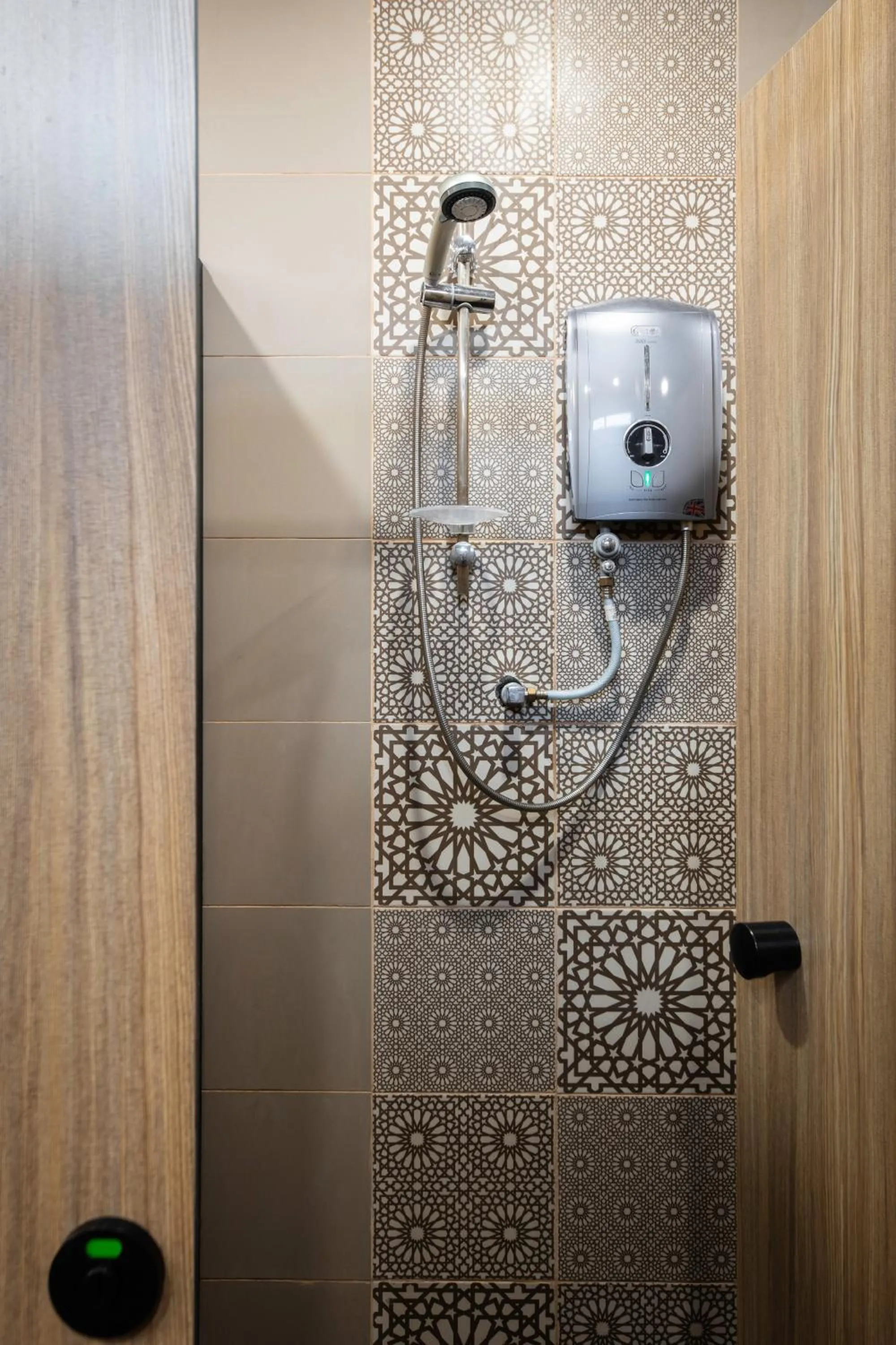 Shower in Kitez Hotel & Bunkz