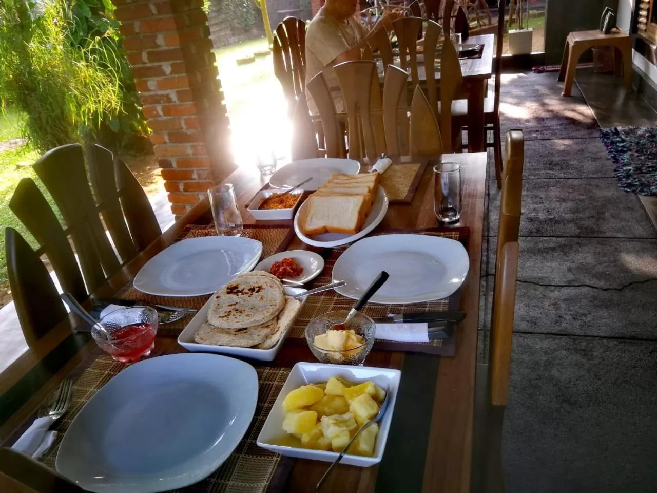 Restaurant/Places to Eat in Green Cottage