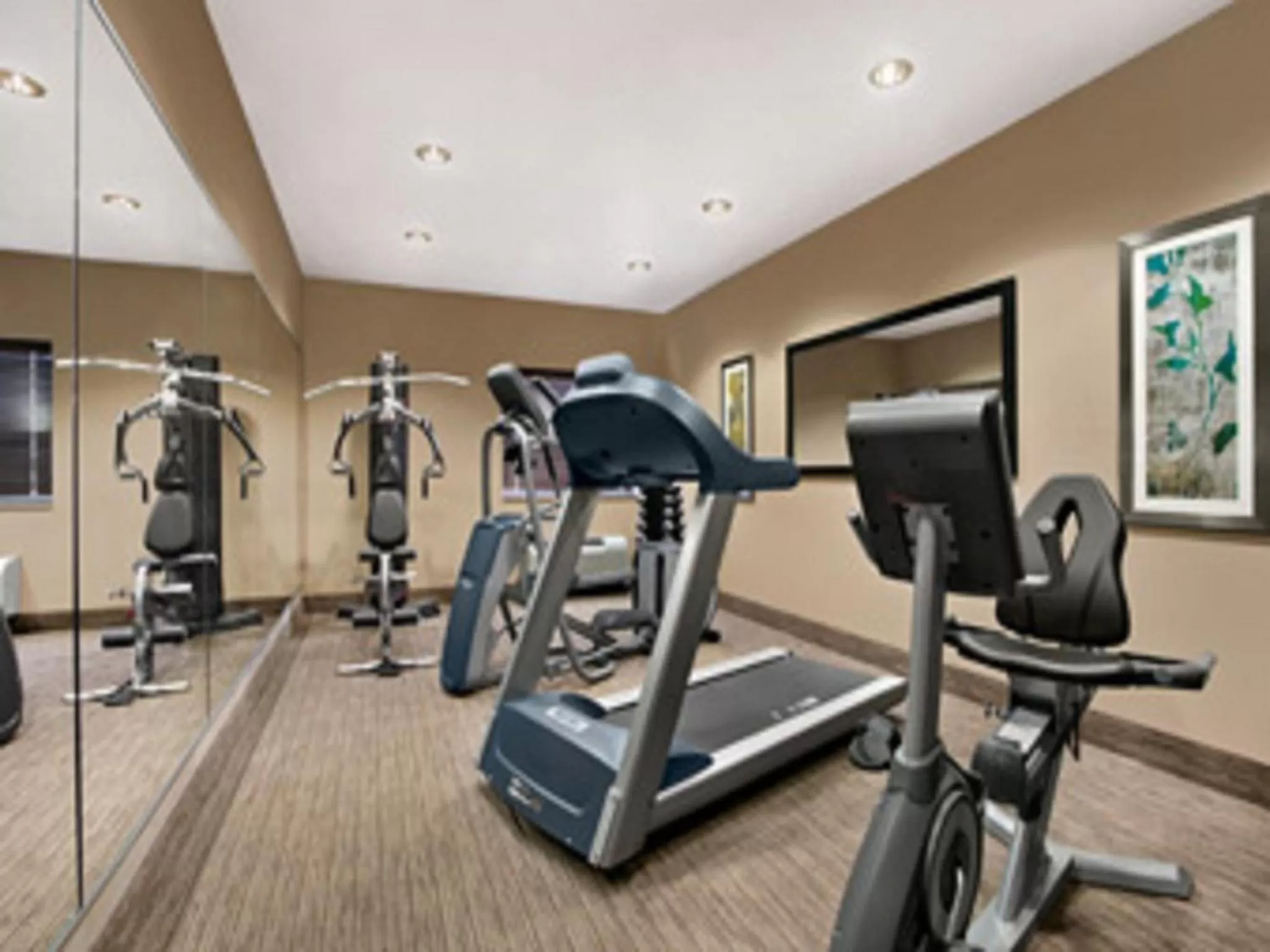 Fitness centre/facilities in Baymont by Wyndham Minot