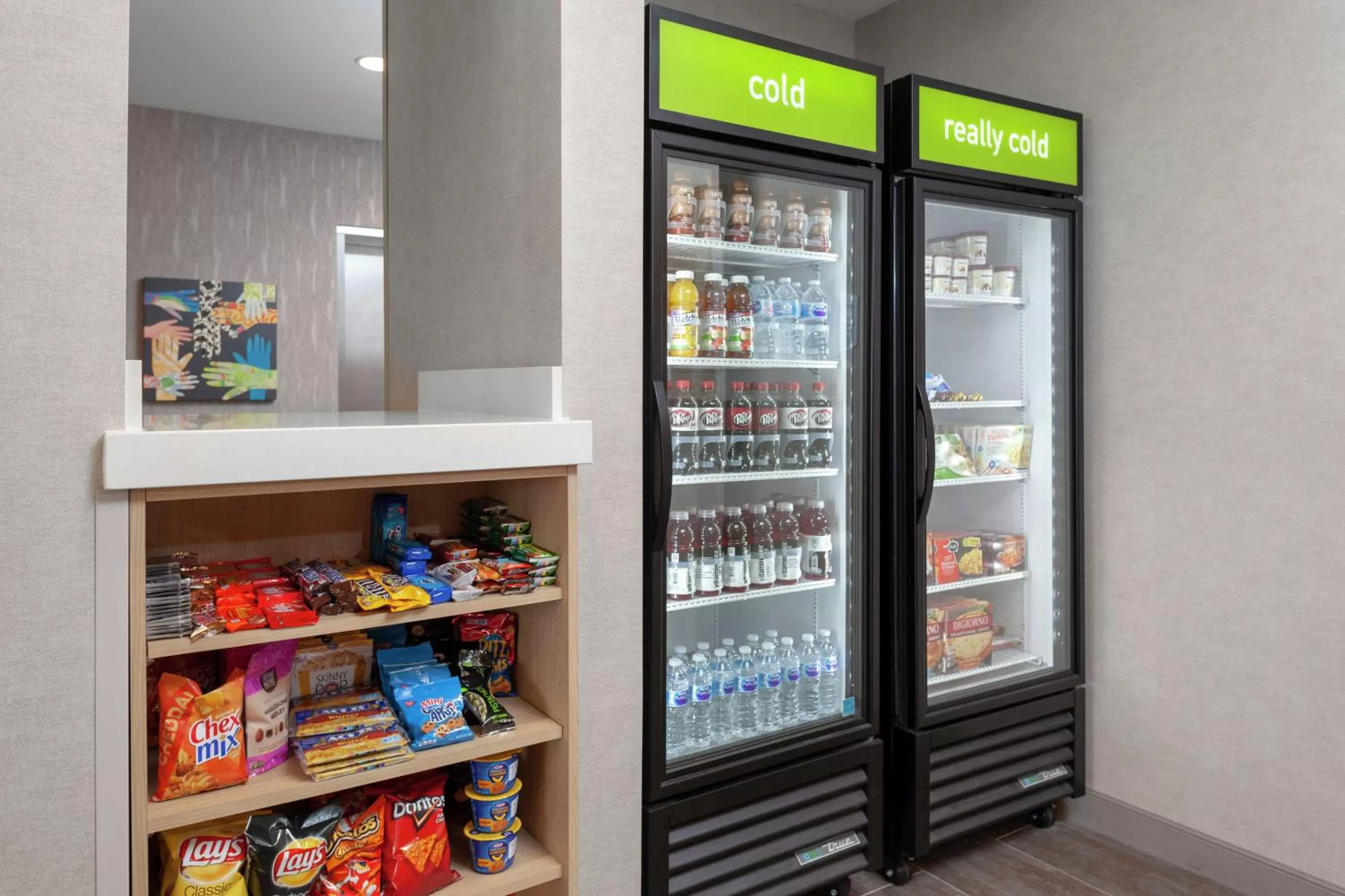 Restaurant/places to eat in Home2 Suites By Hilton Denver South Centennial Airport