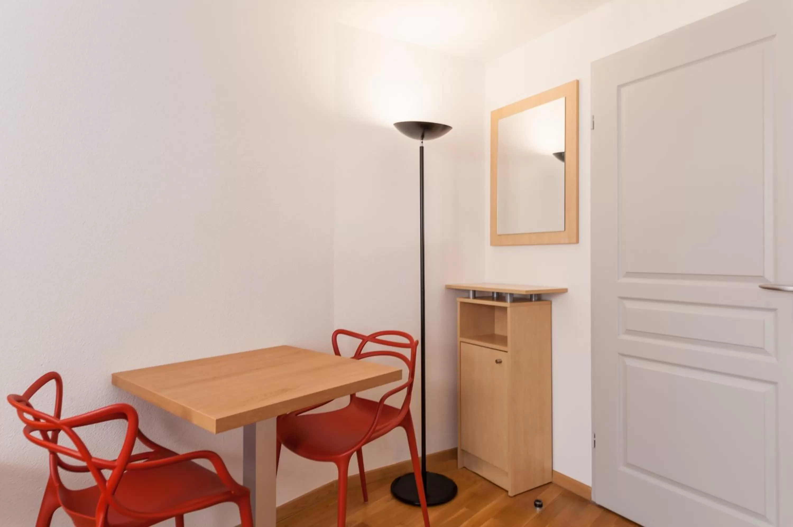 Dining area in Residhotel Vieux Port