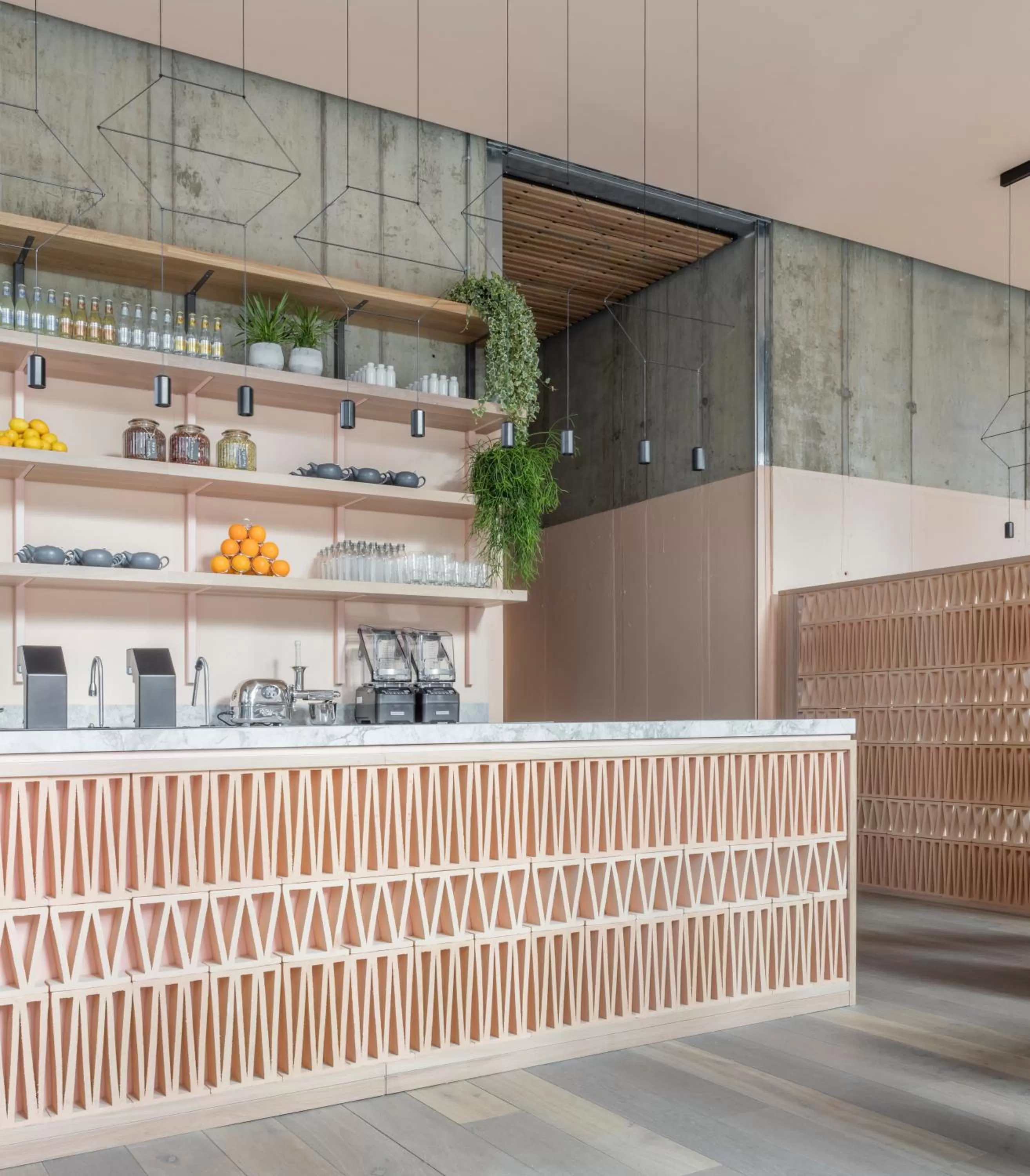 Lounge or bar in Leman Locke