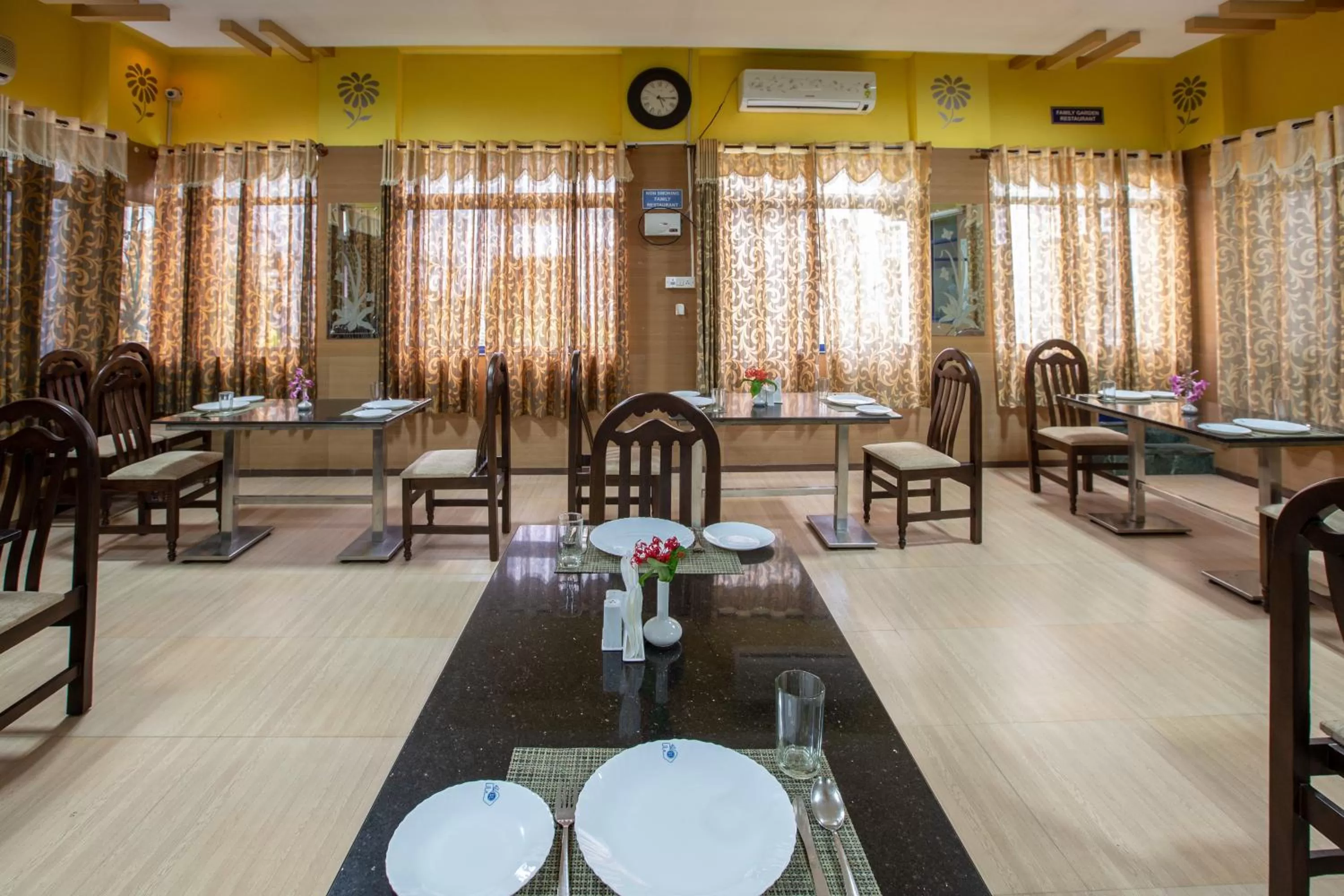 KSTDC Hotel Mayura Hoysala, Mysore