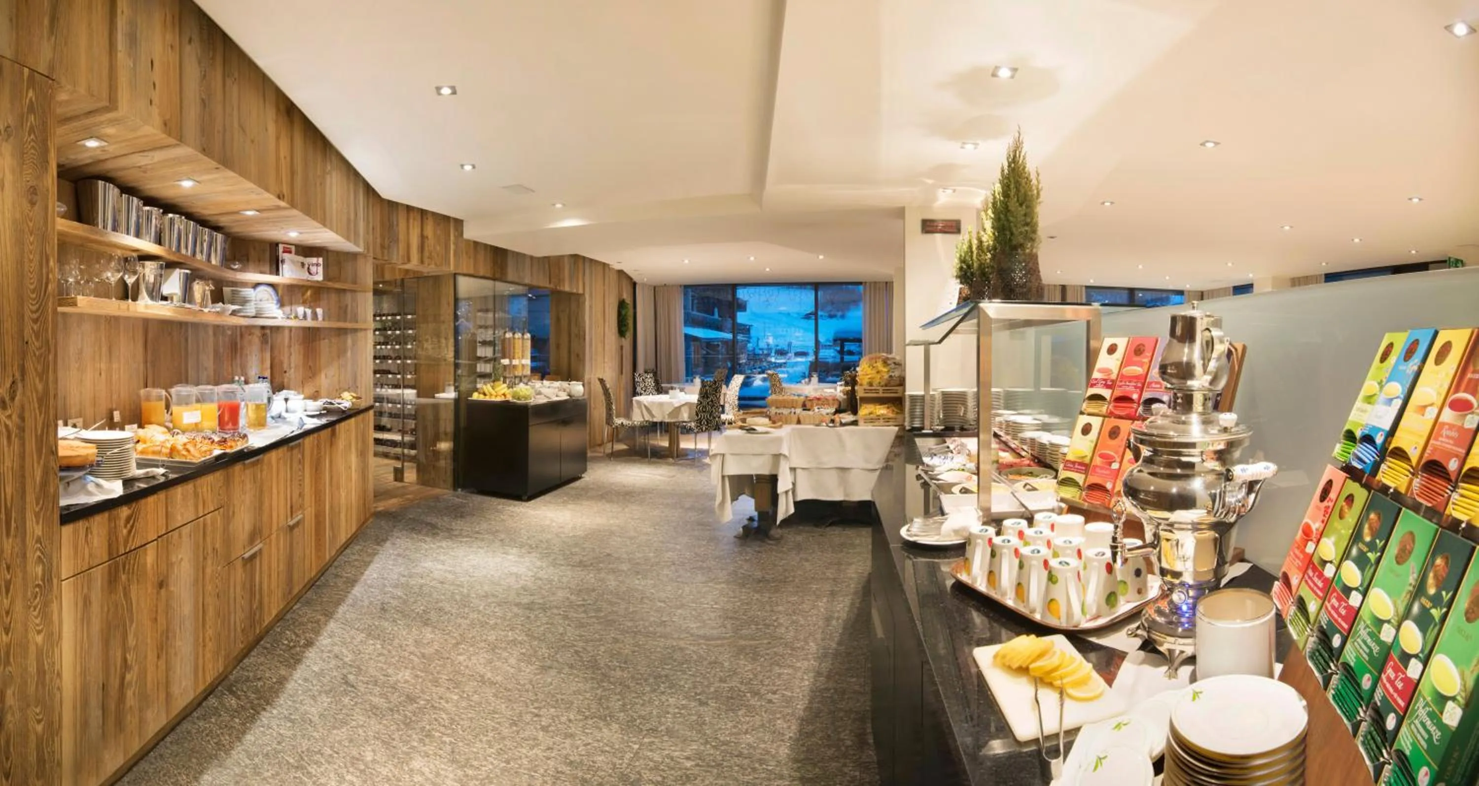 Restaurant/places to eat in Hotel Concordia