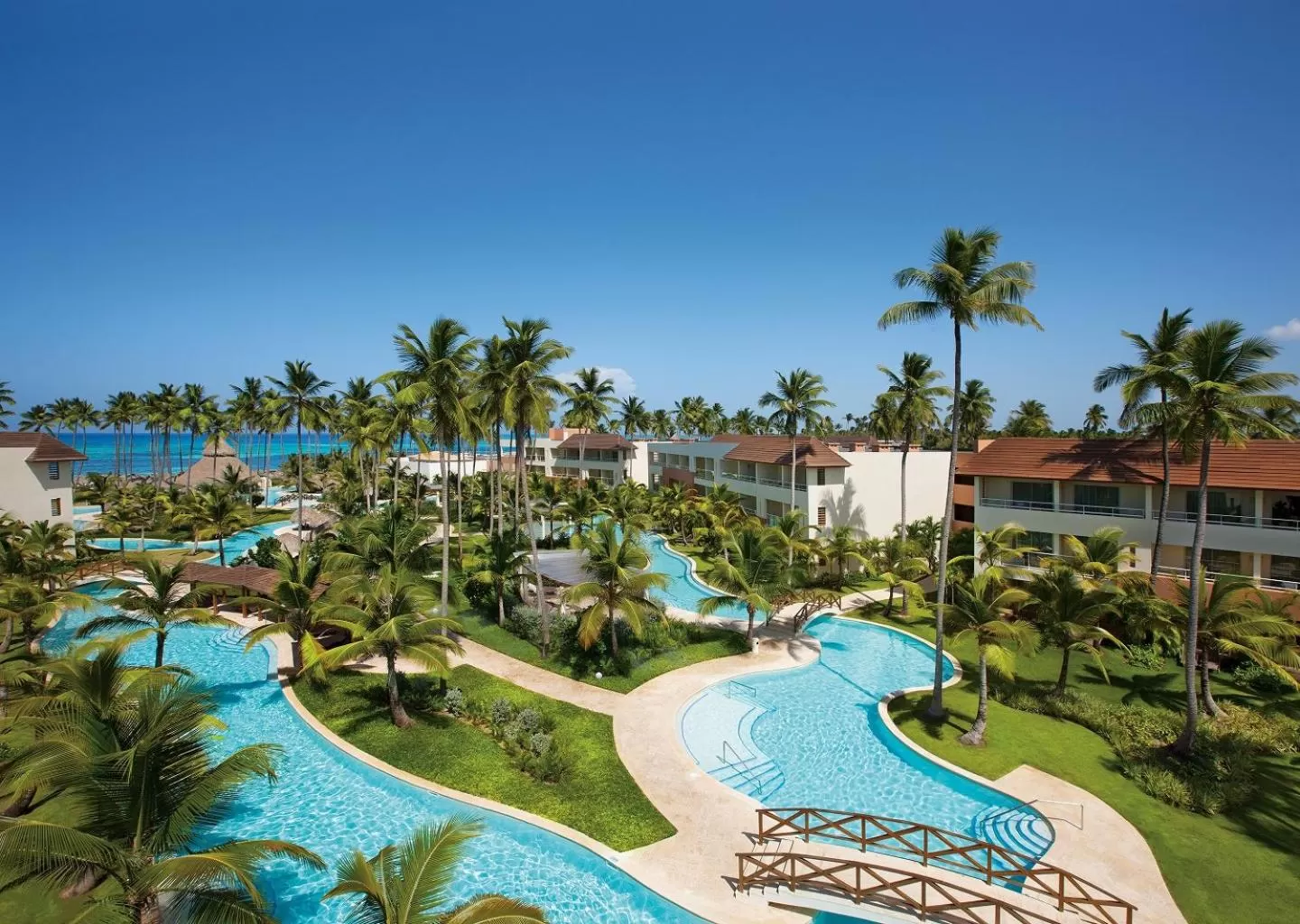 Swimming pool in Dreams Royal Beach Punta Cana - All Inclusive