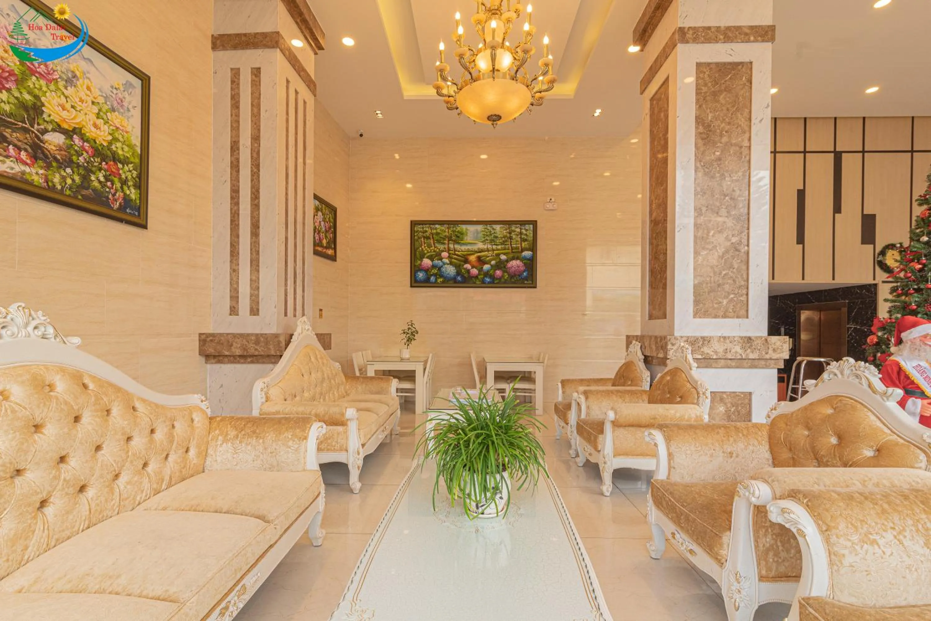 Hoang Minh Chau Ba Trieu Hotel