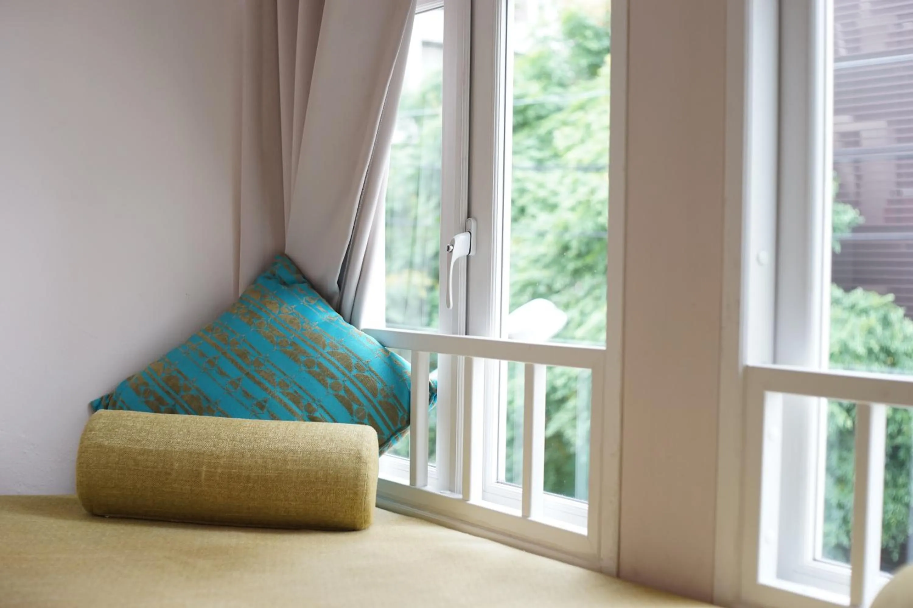 Seating area, Bed in La Petite Salil Sukhumvit 8