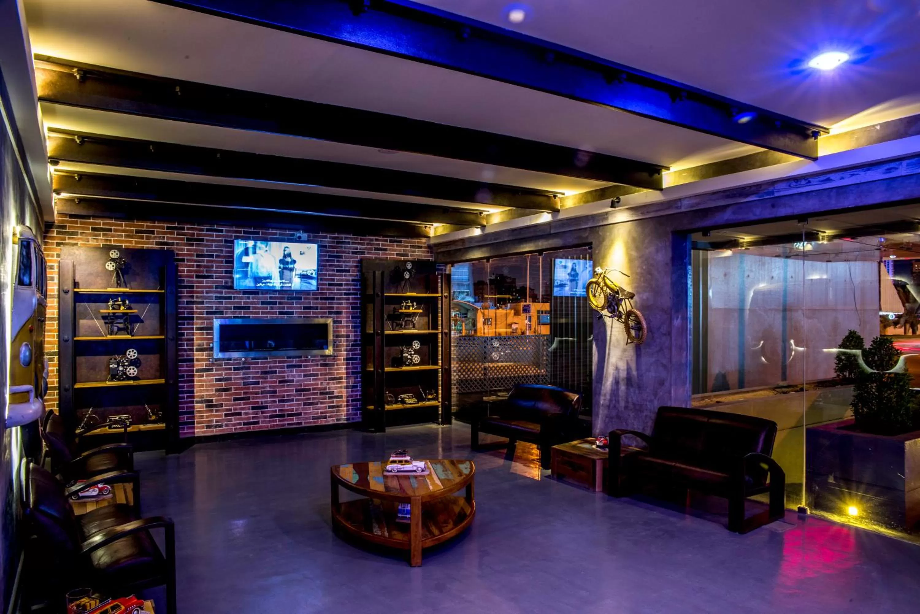 Flowery Holiday Suites