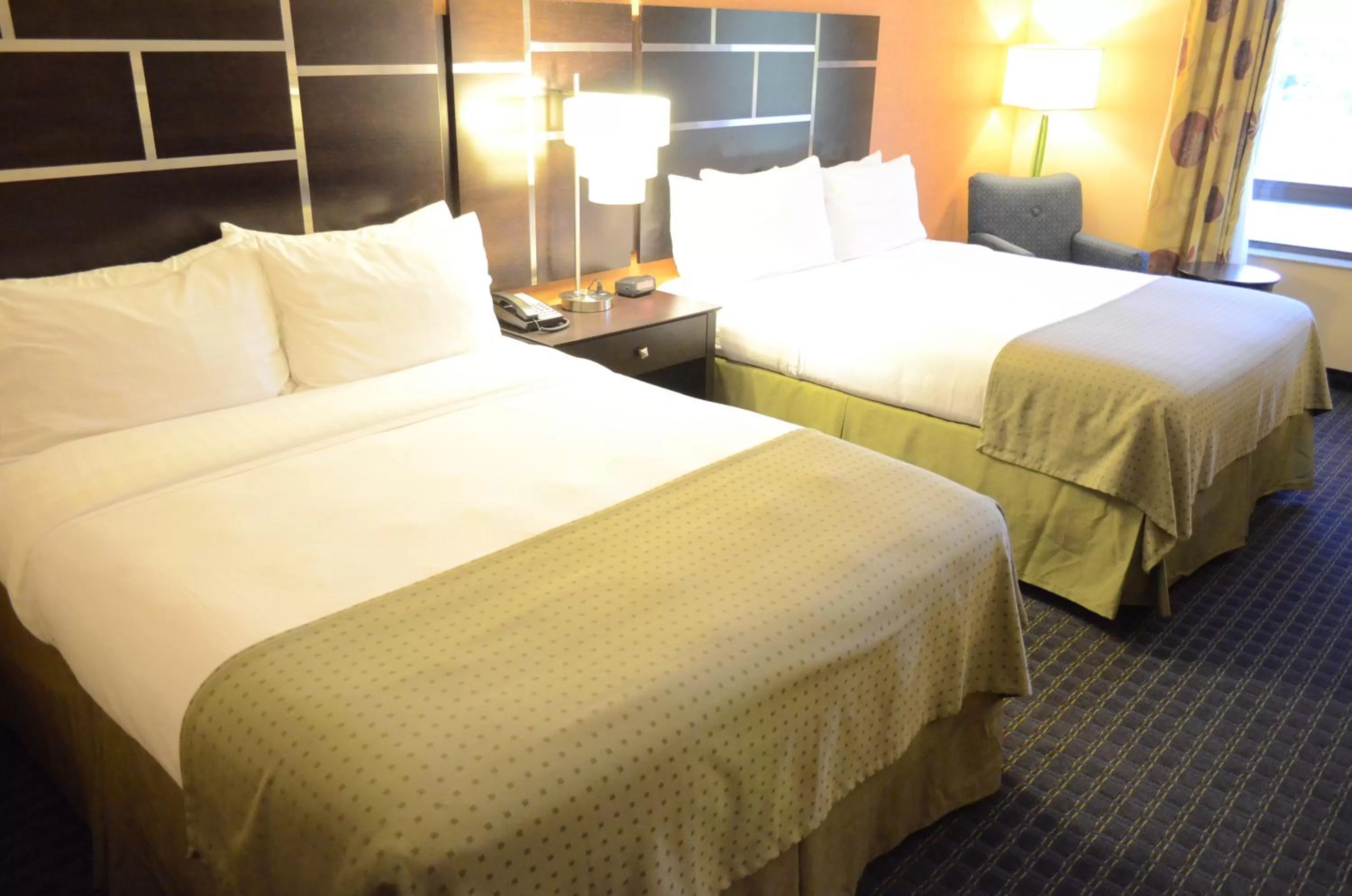 Bed in Holiday Inn Houston East-Channelview by IHG