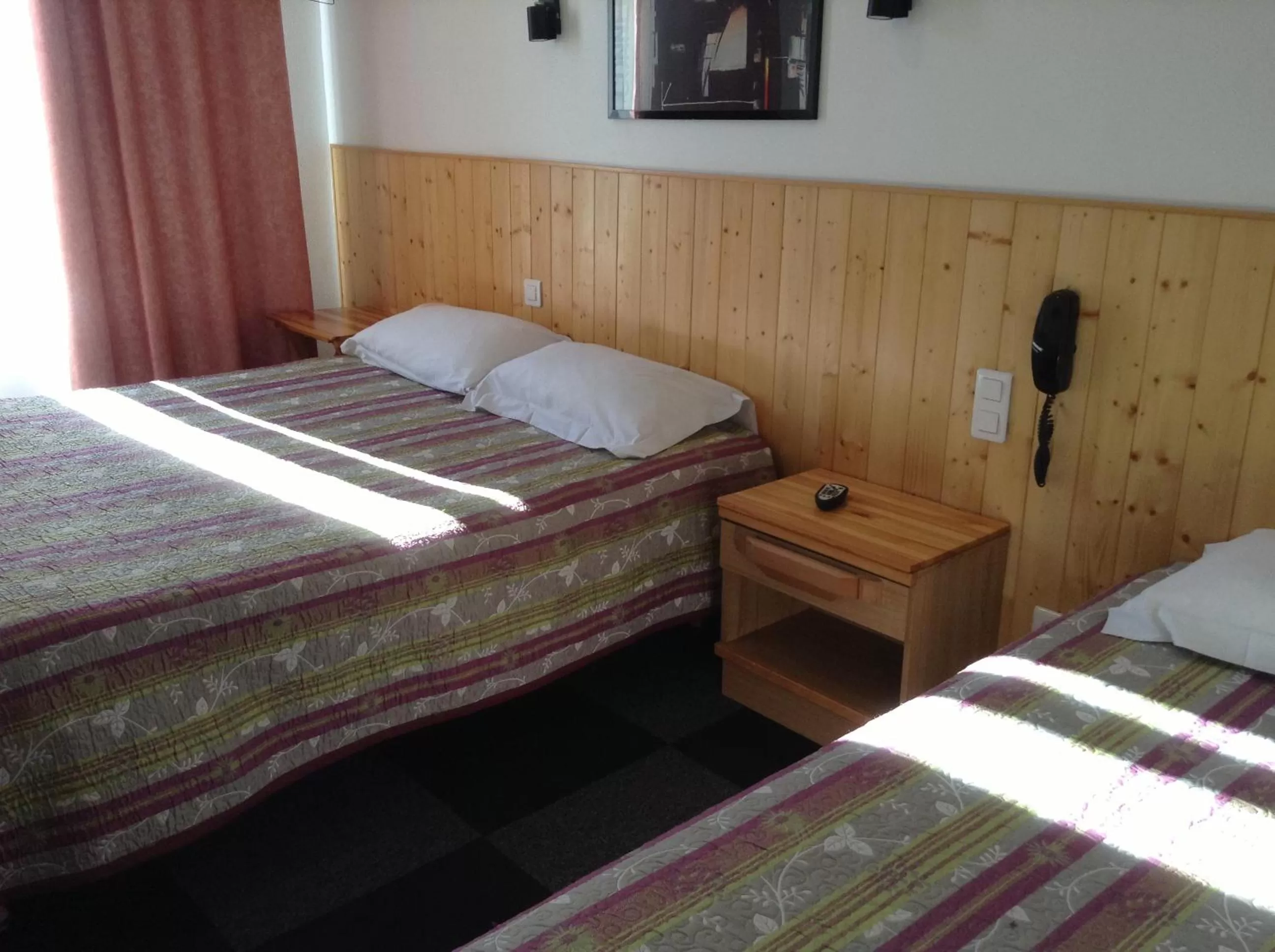 Triple Room in Hôtel Le National