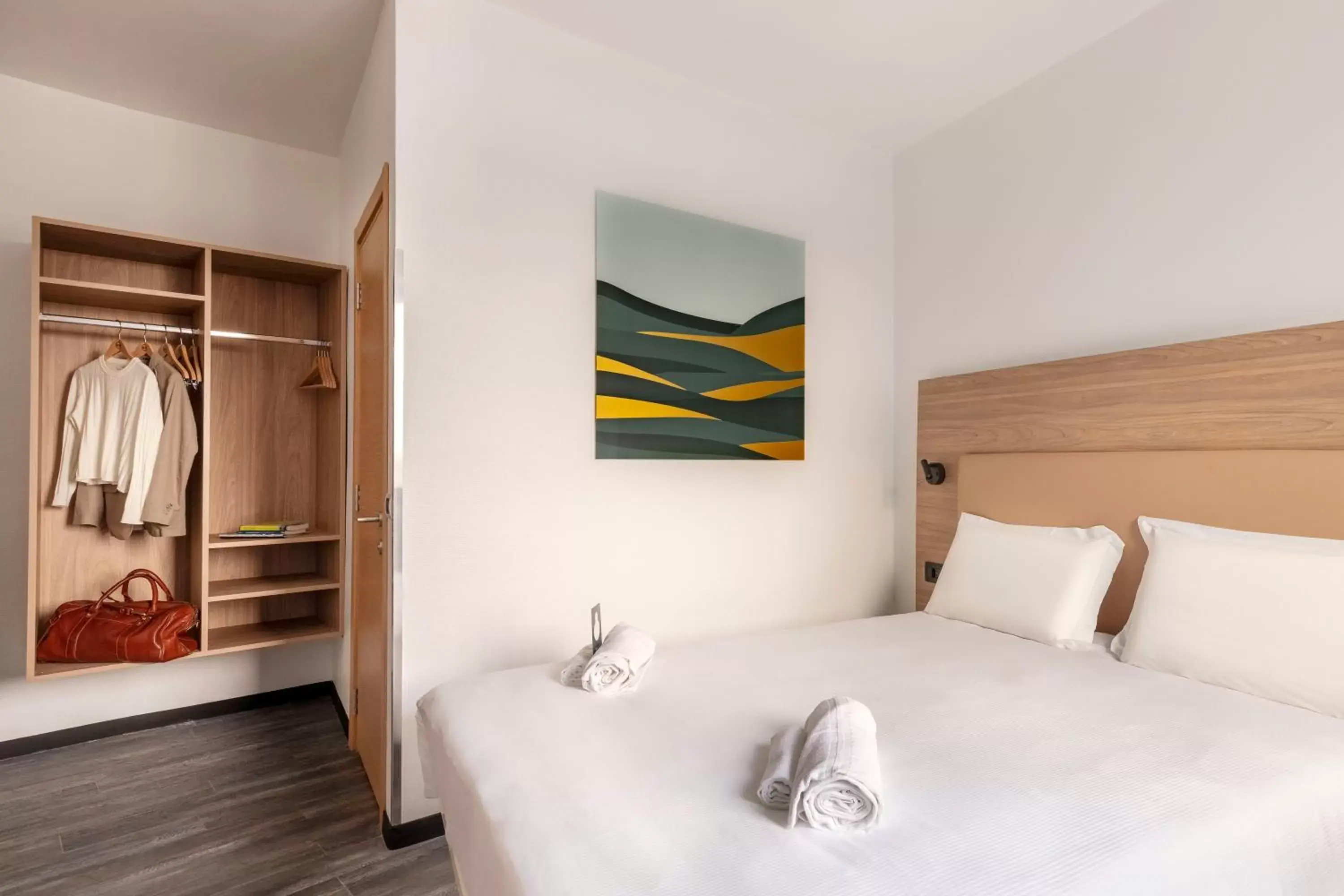 Double Room - Disability Access in B&B Hotel Pomezia Roma Double Room - Disability Access in B&B Hotel Pomezia Roma