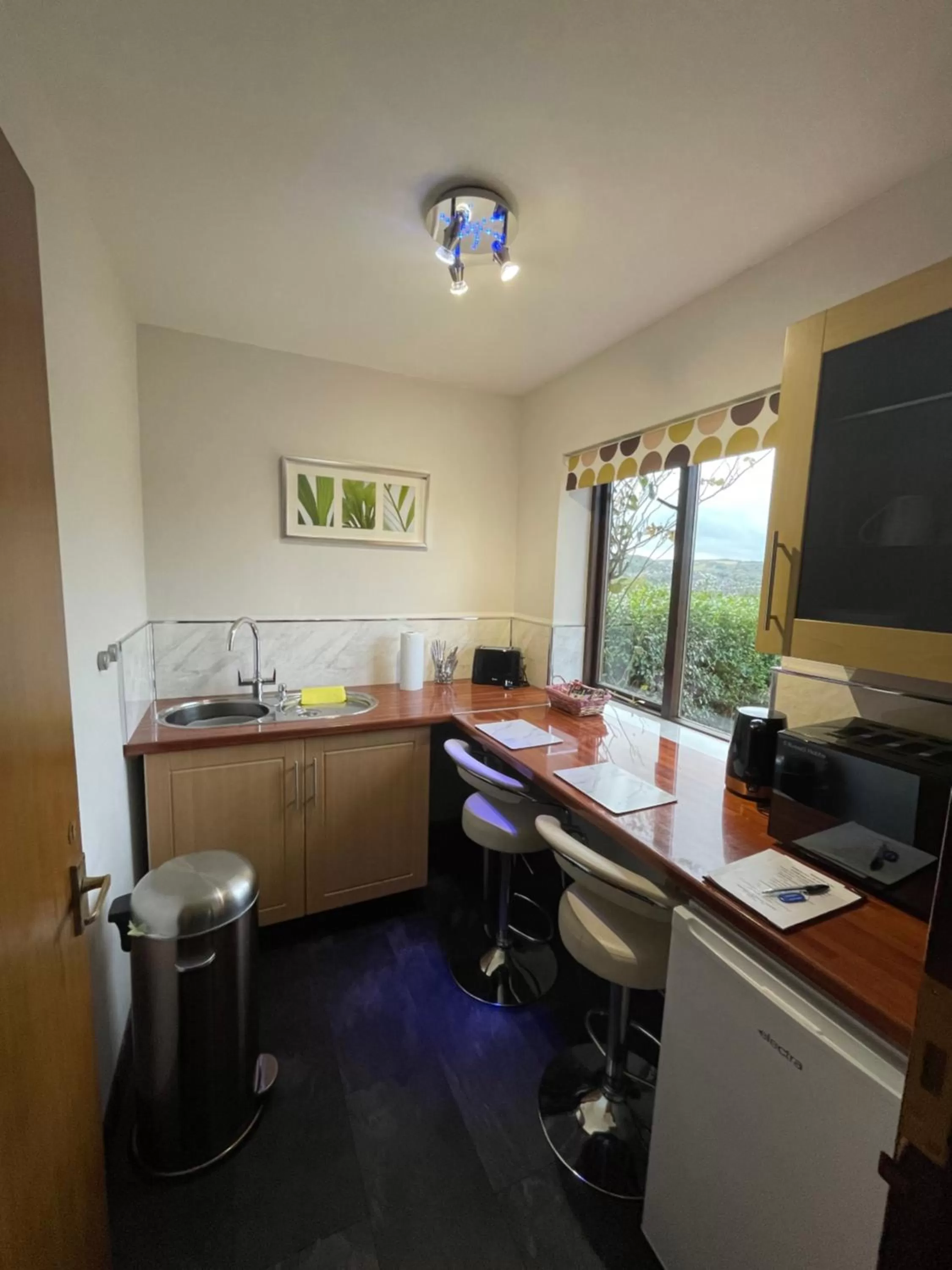 Kitchen or kitchenette in Heathwood