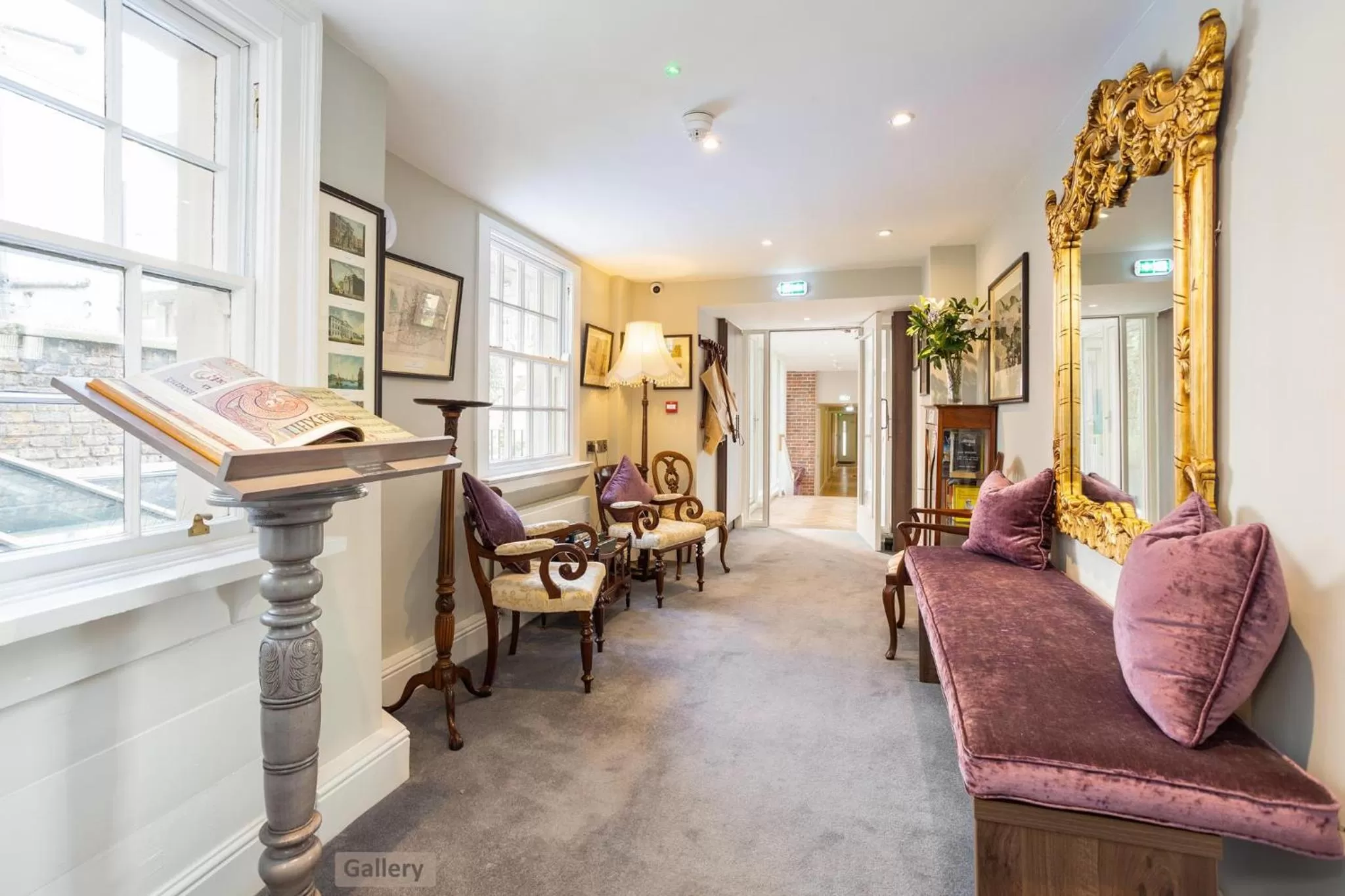 Seating area in Gardiner Lodge