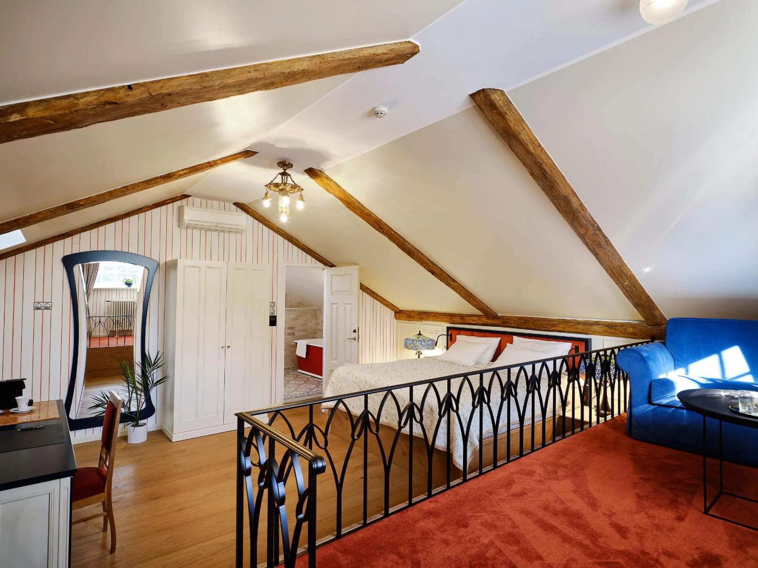 Photo of the whole room, Bed in Villa Ammende Restaurant and Hotel