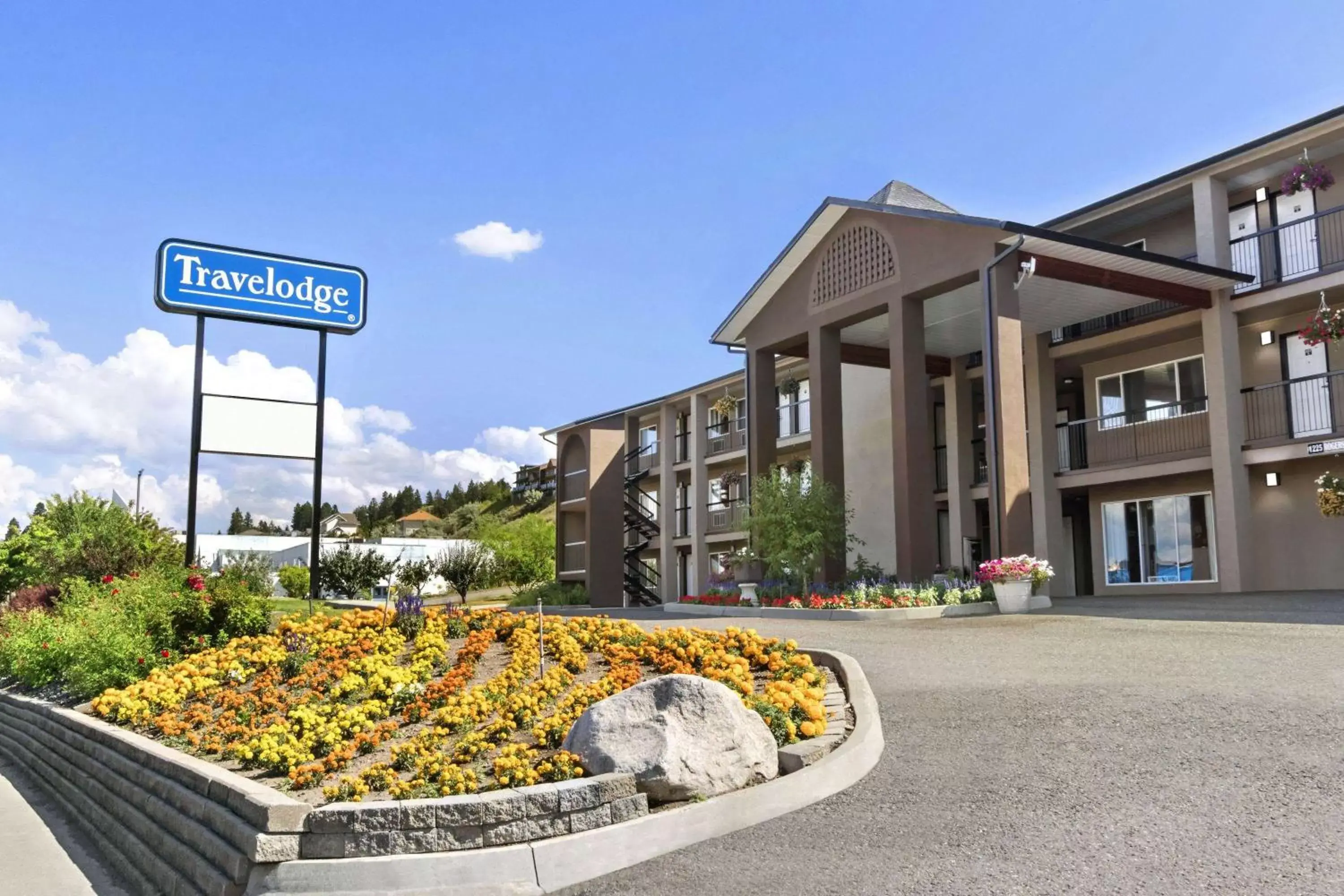 Travelodge by Wyndham Kamloops Mountview Travelodge by Wyndham Kamloops Mountview