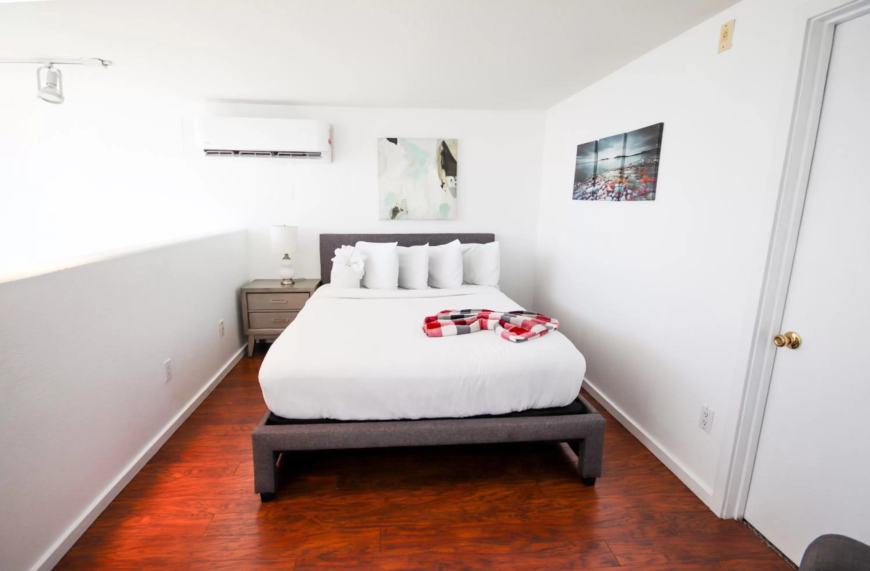 Bed in Little Italy Modern Lofts