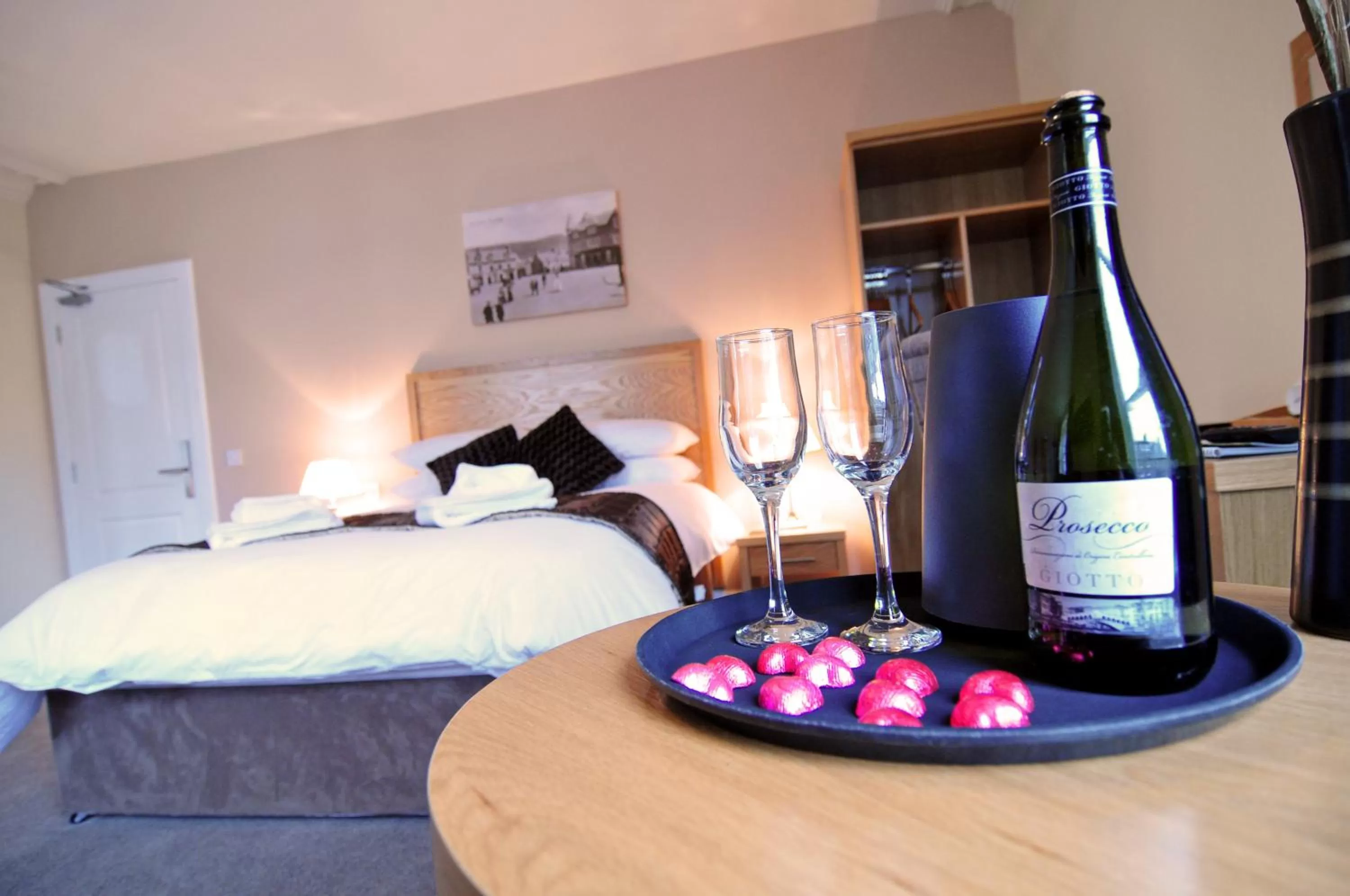 Bed in Schiehallion Hotel