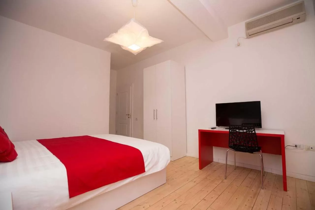 Bedroom, Bed in Hotel Rimini Tirana