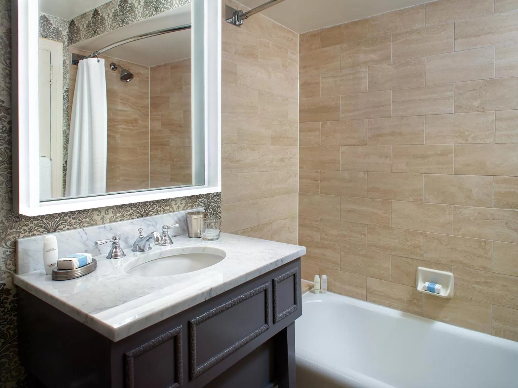 Bathroom in Omni Shoreham Hotel