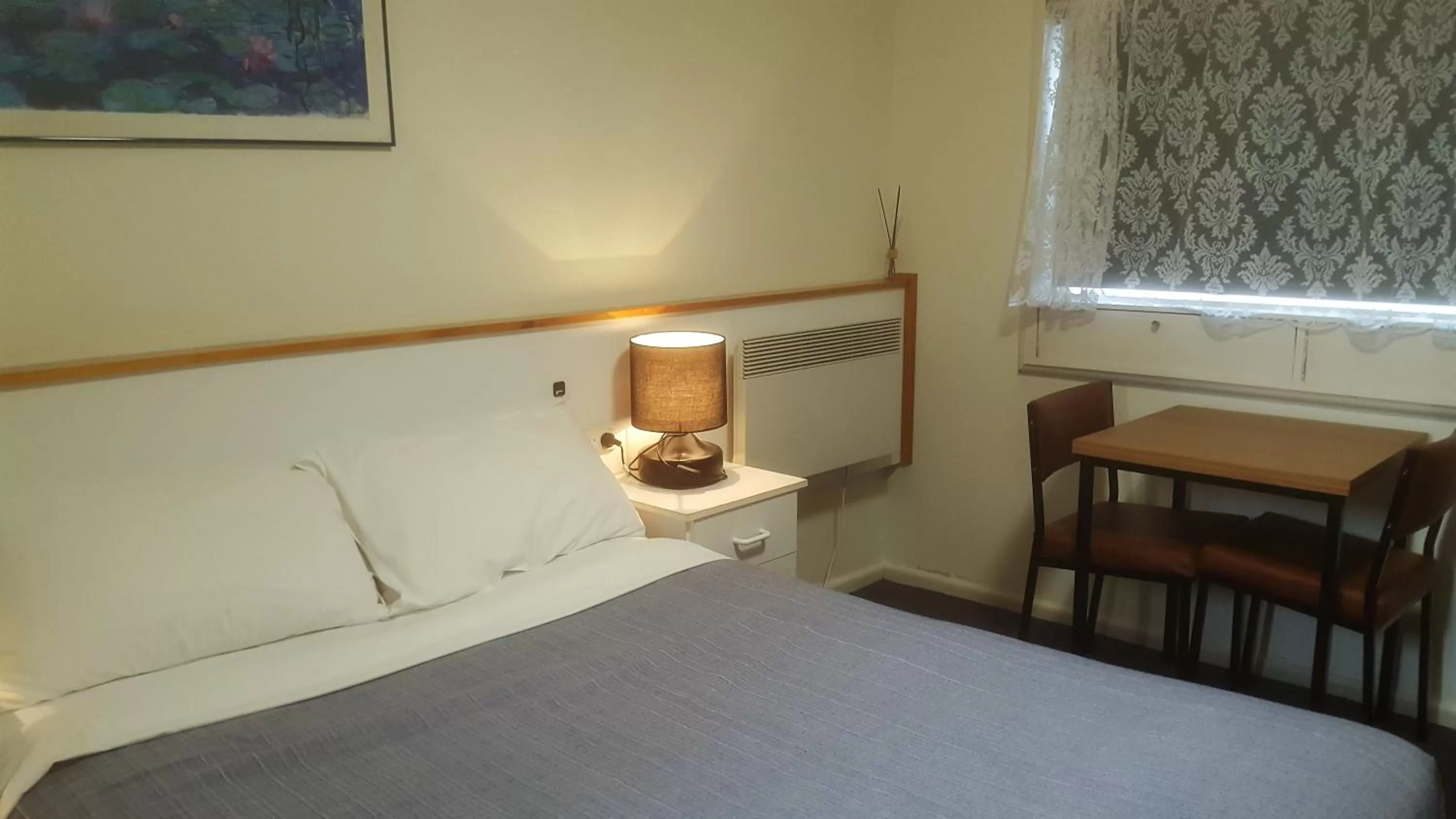 Bedroom in Clunes Motel