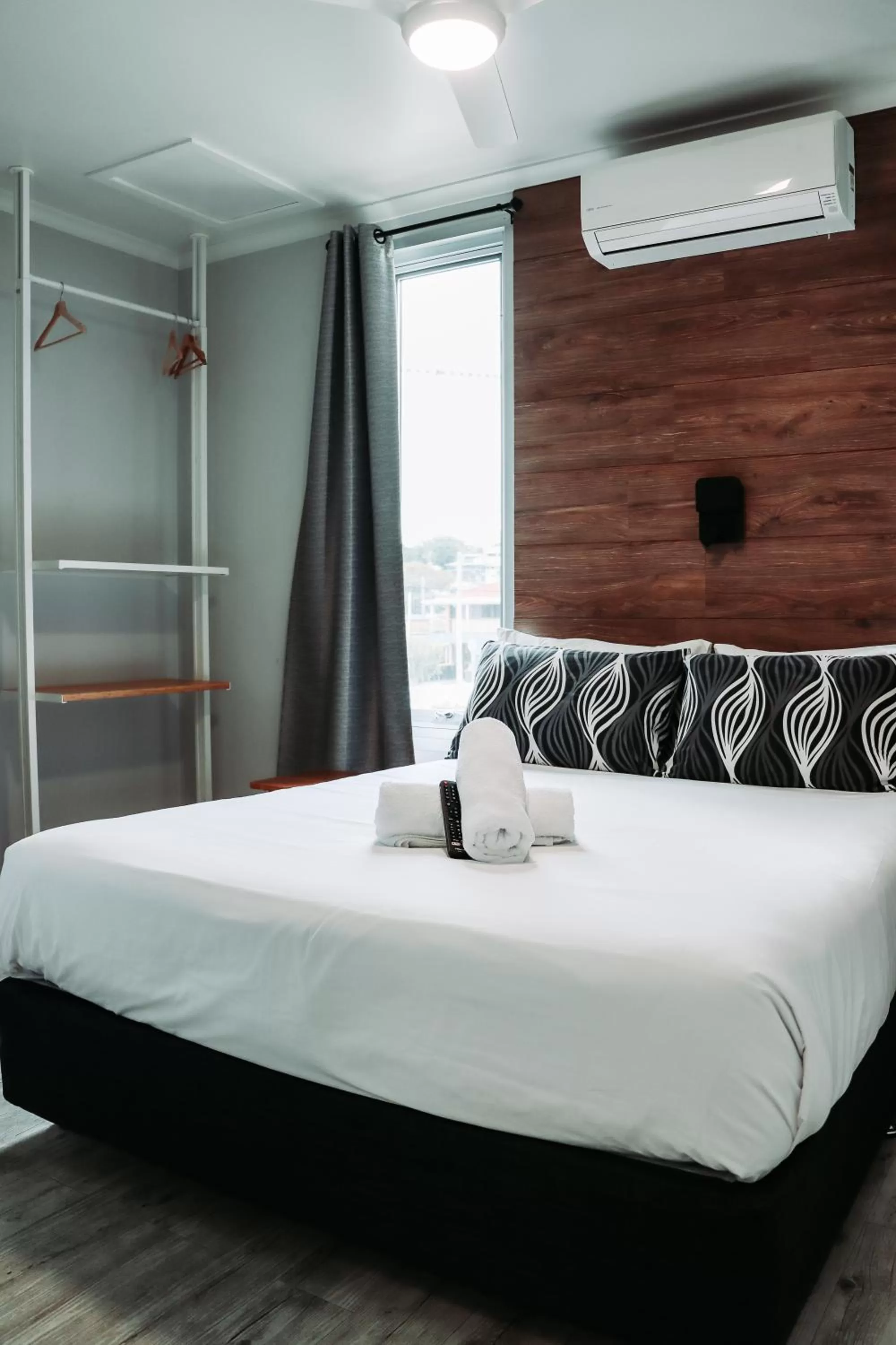 Bed in Yamba Central