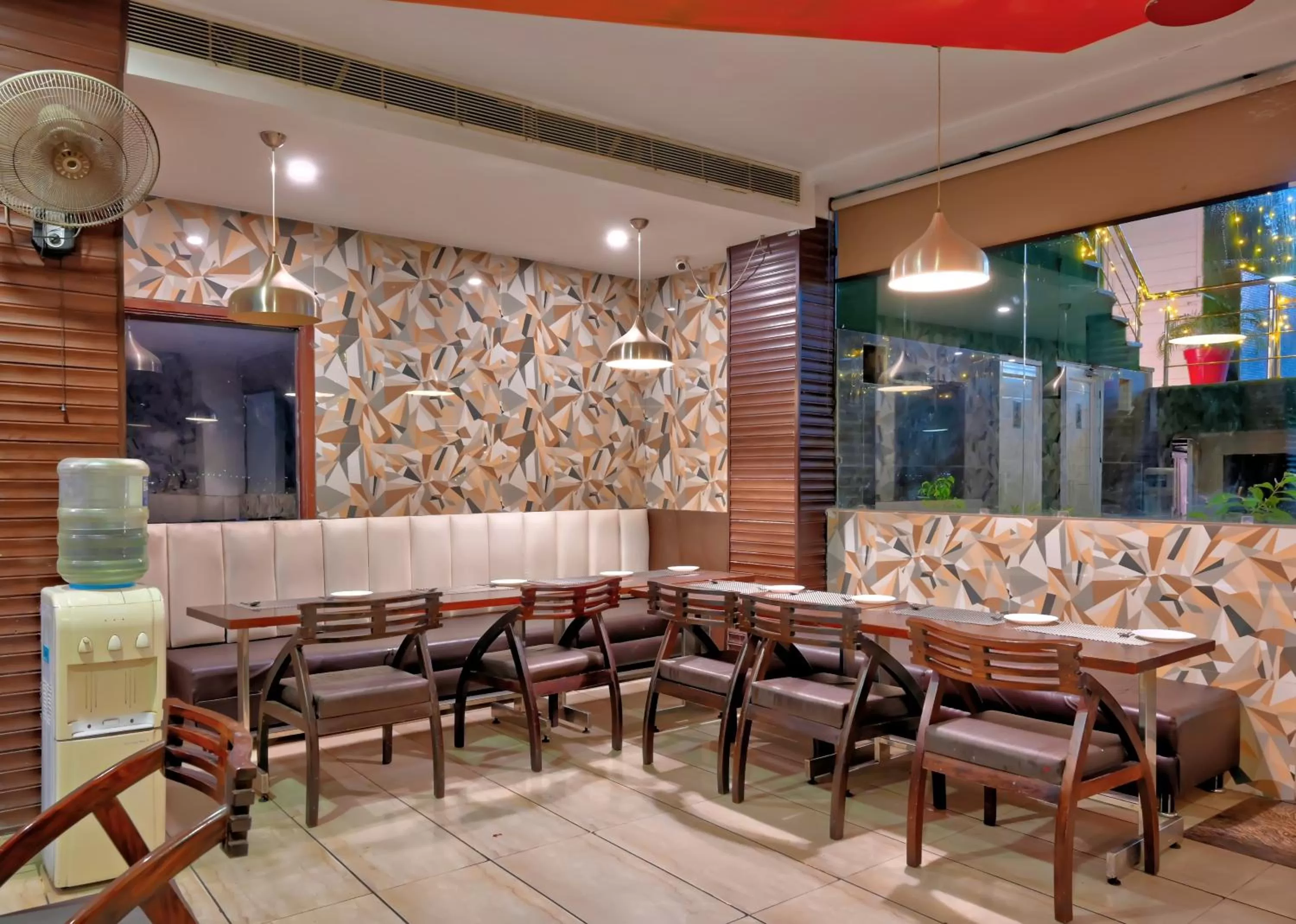 Seating area, Lounge/Bar in DIEU Sallow royal suites