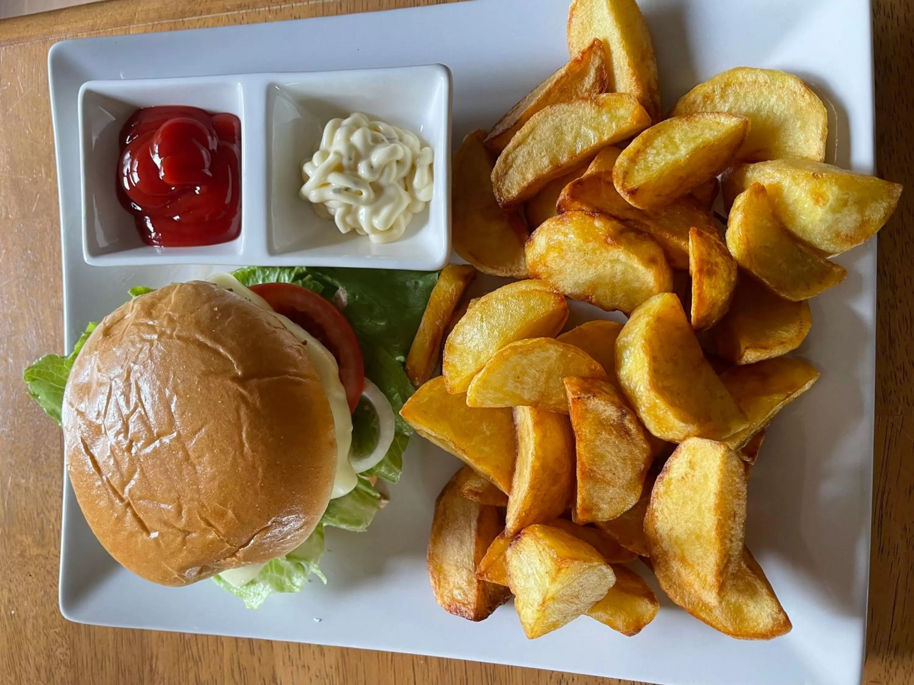 Restaurant/places to eat, Food in Yaberg Affären